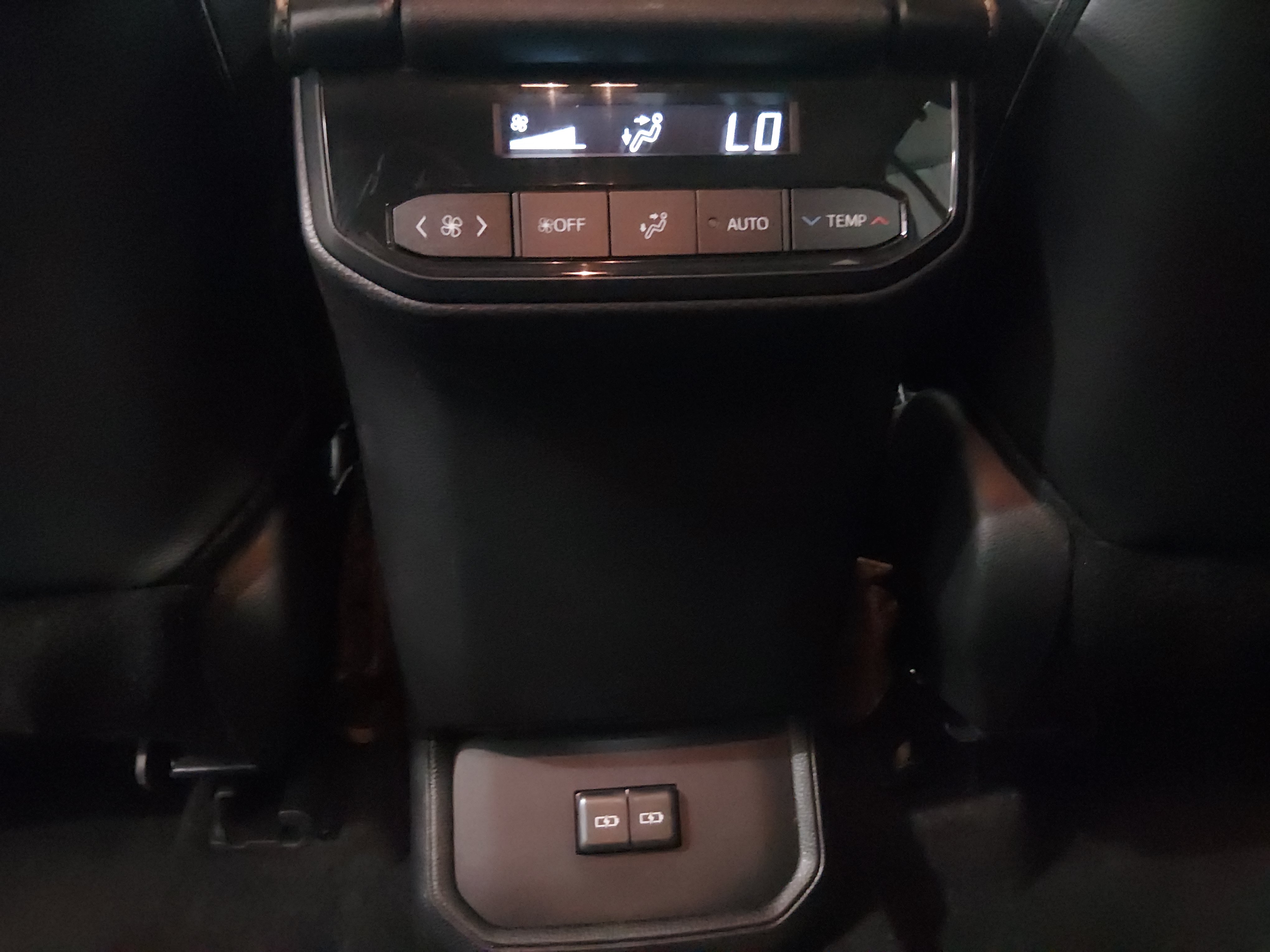 2024 Toyota Highlander XLE - Photo 20
