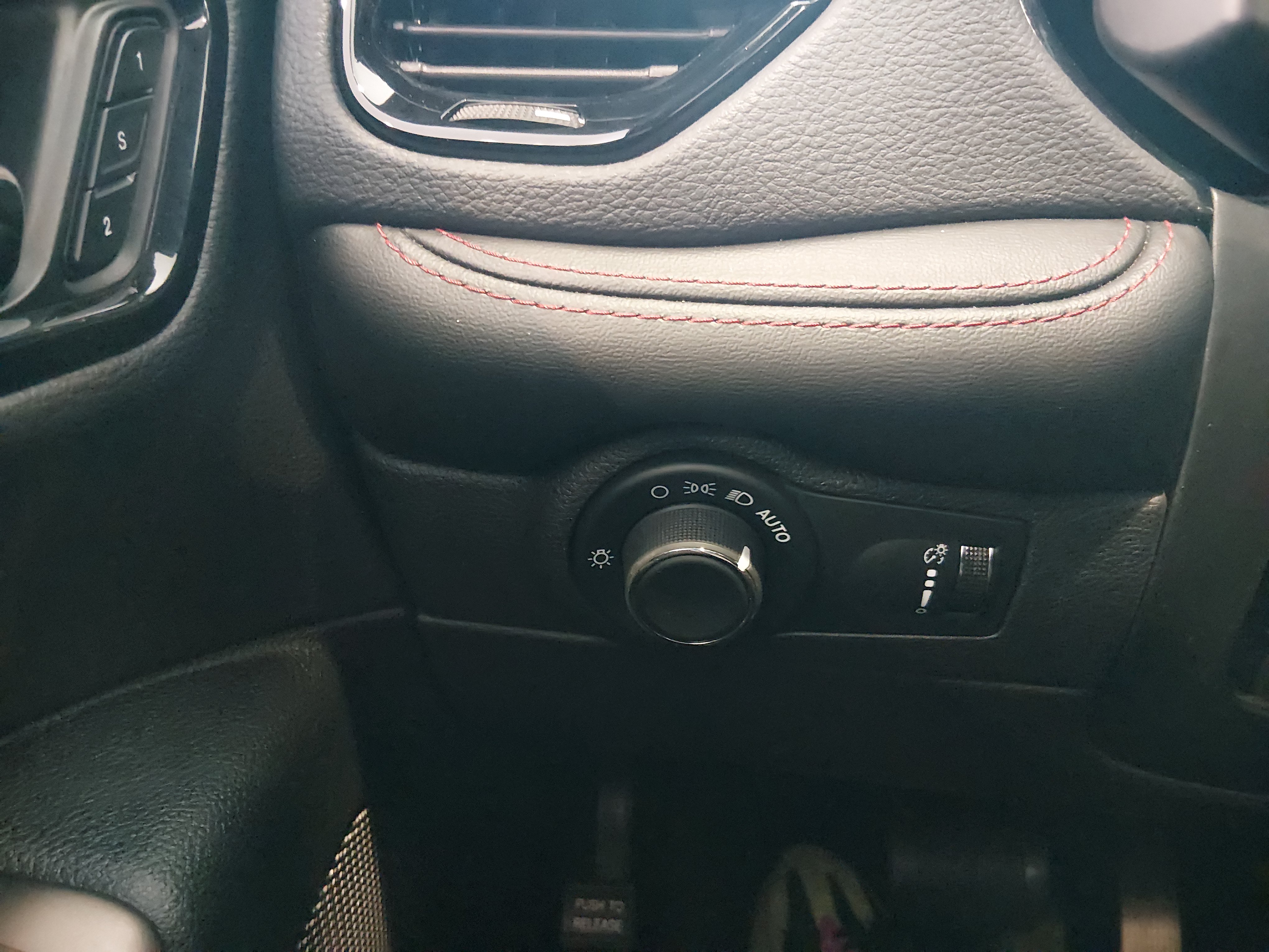 2024 Dodge Durango GT - Photo 13