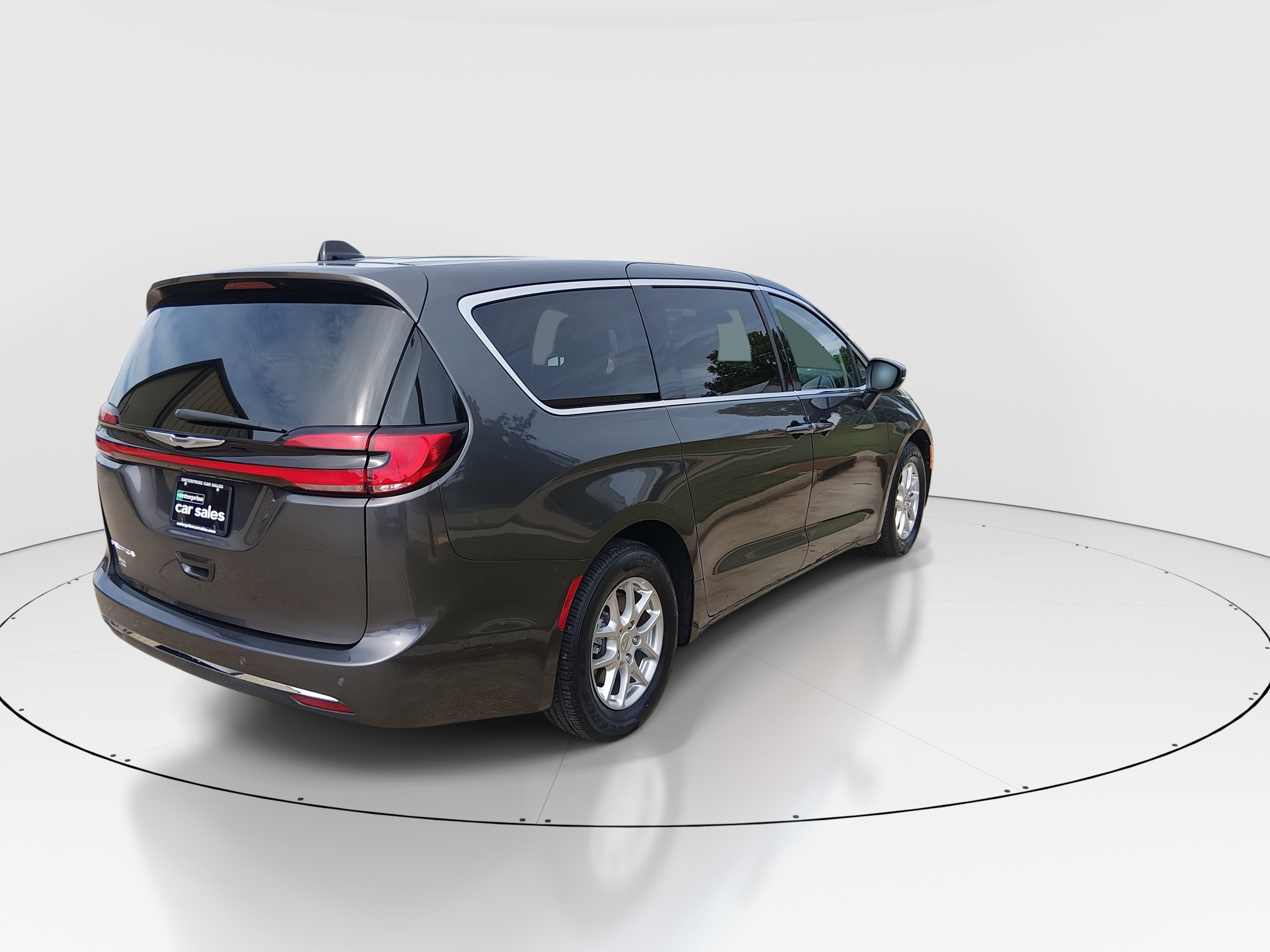 2023 Chrysler Pacifica Touring L - Photo 7