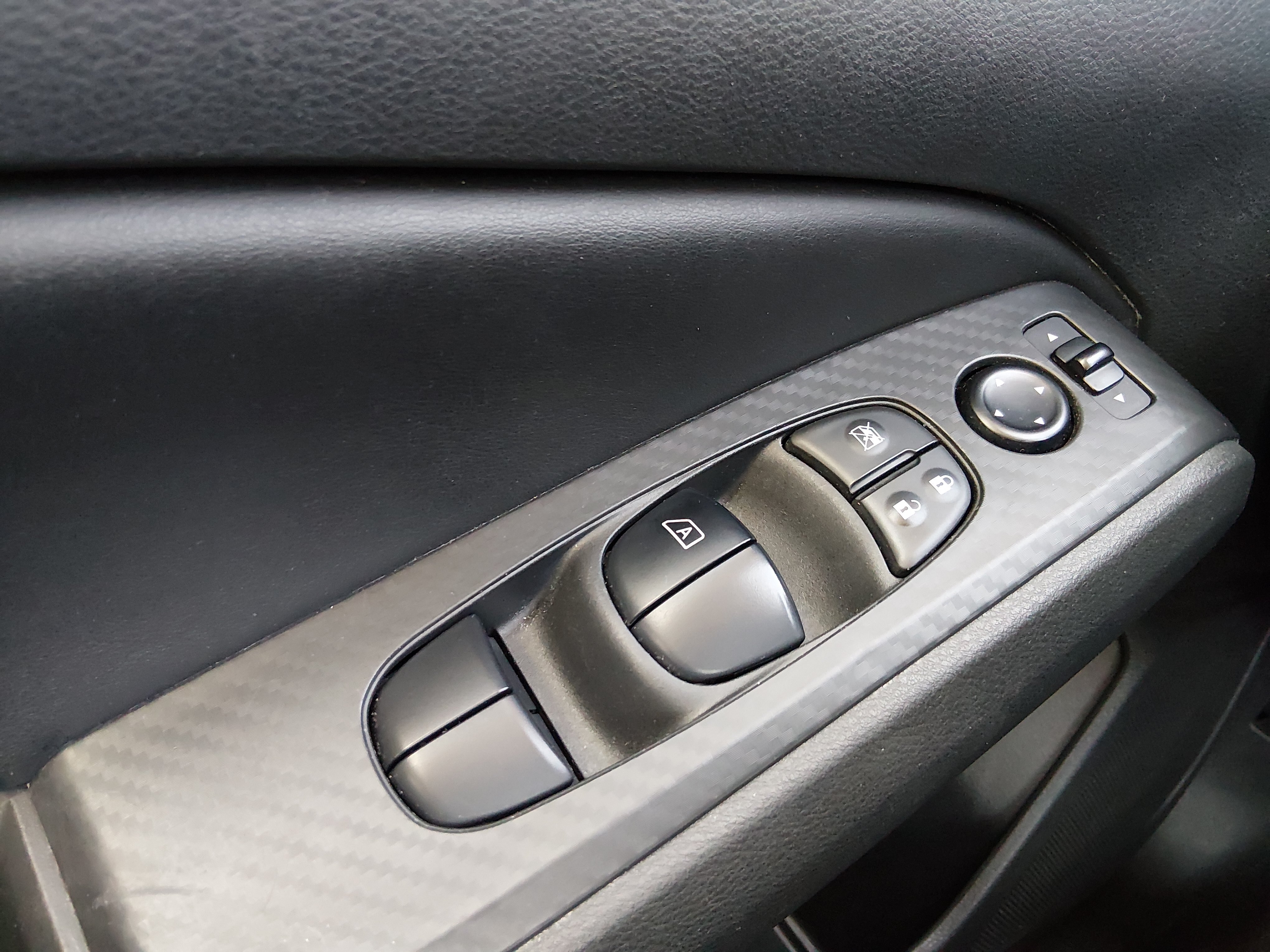 2024 Nissan Altima SV - Photo 17