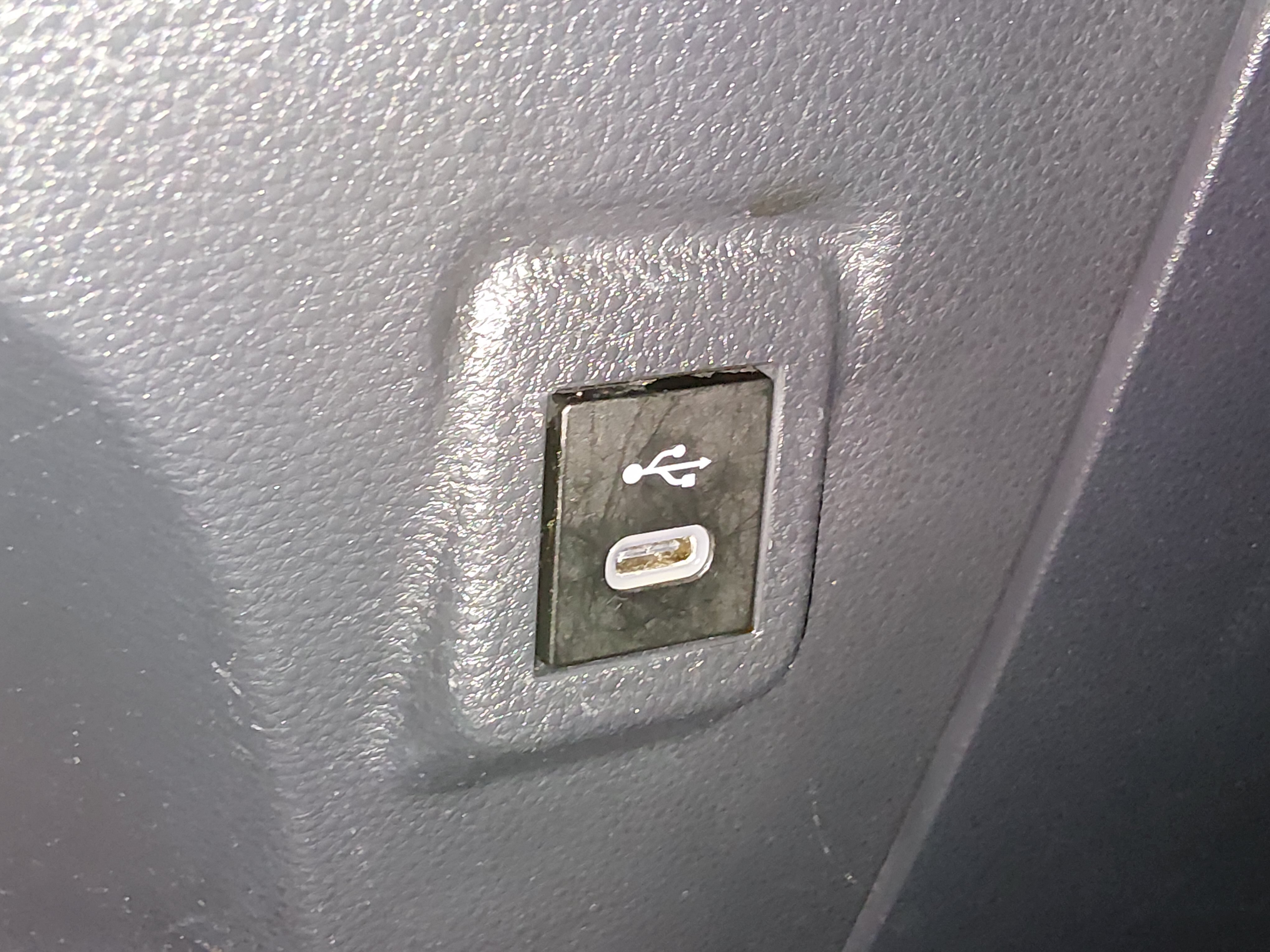 2024 Toyota Corolla LE - Photo 18