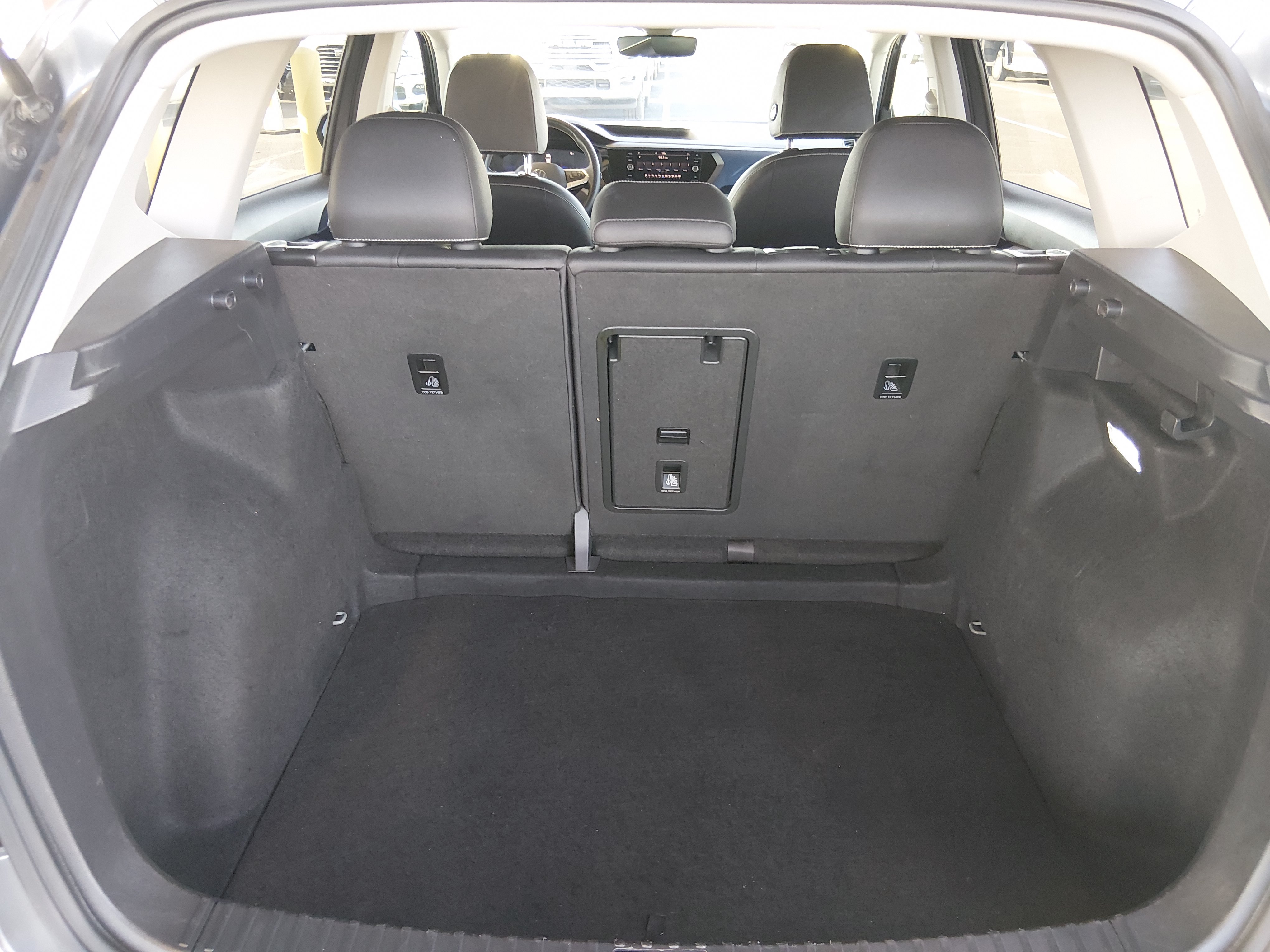 2024 Volkswagen Taos SE - Photo 11