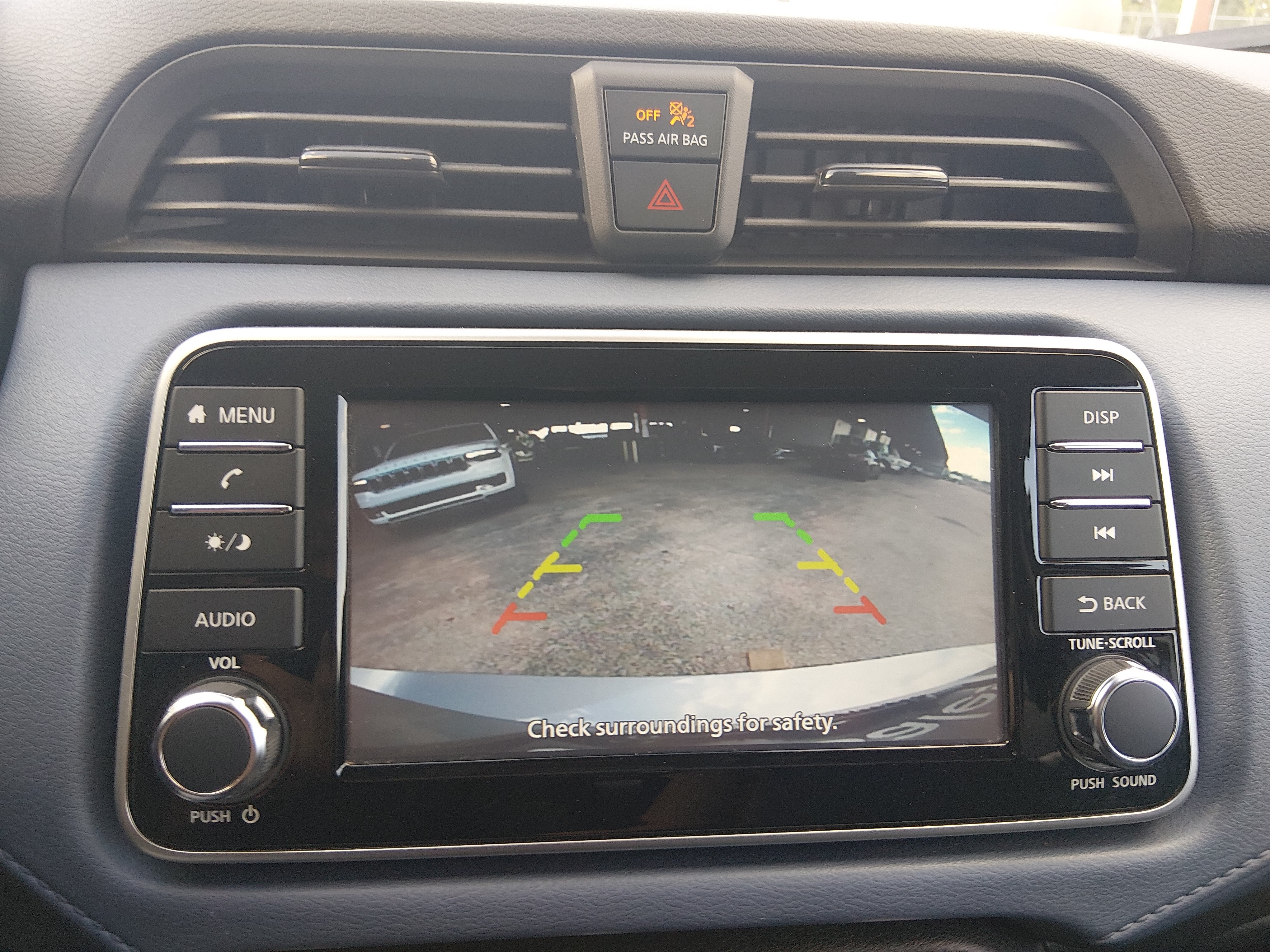 2025 Nissan Versa SV CVT, photo 17