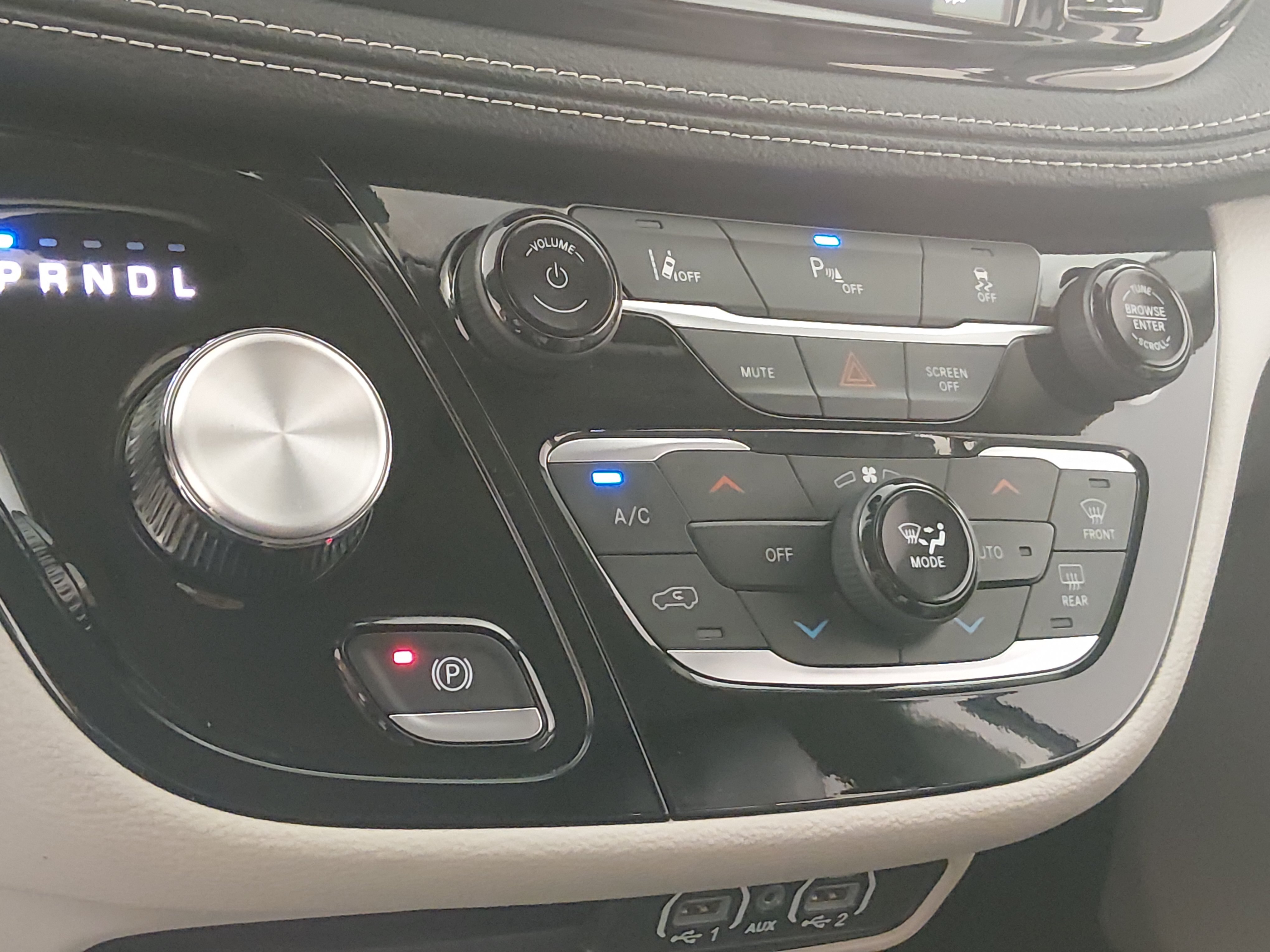 2024 Chrysler Pacifica PHEV Select - Photo 20