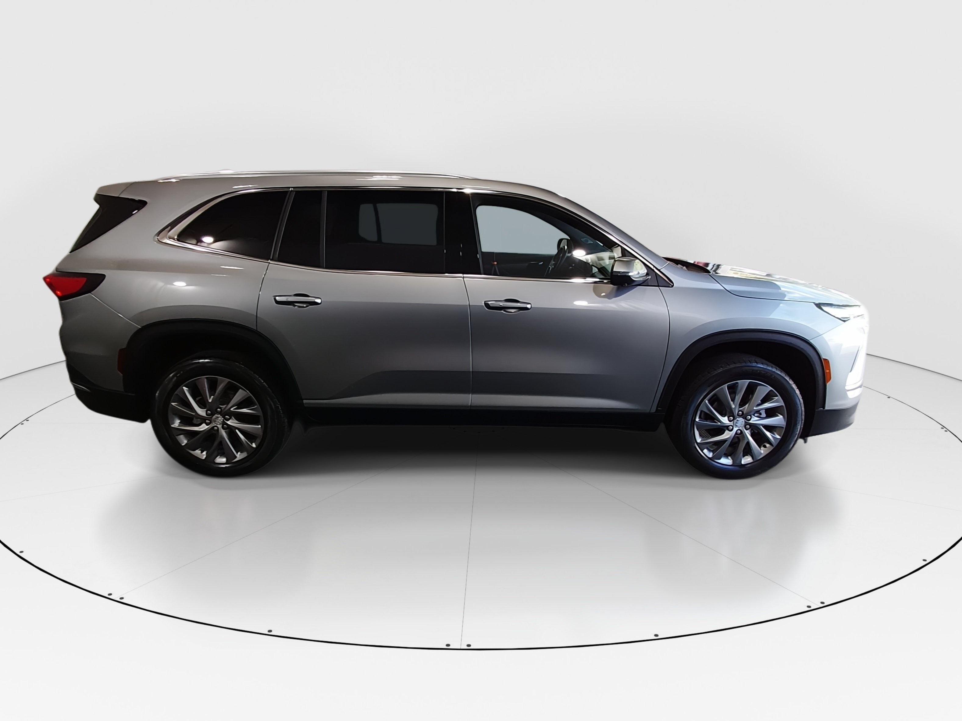 2025 Buick Enclave Preferred - Photo 8