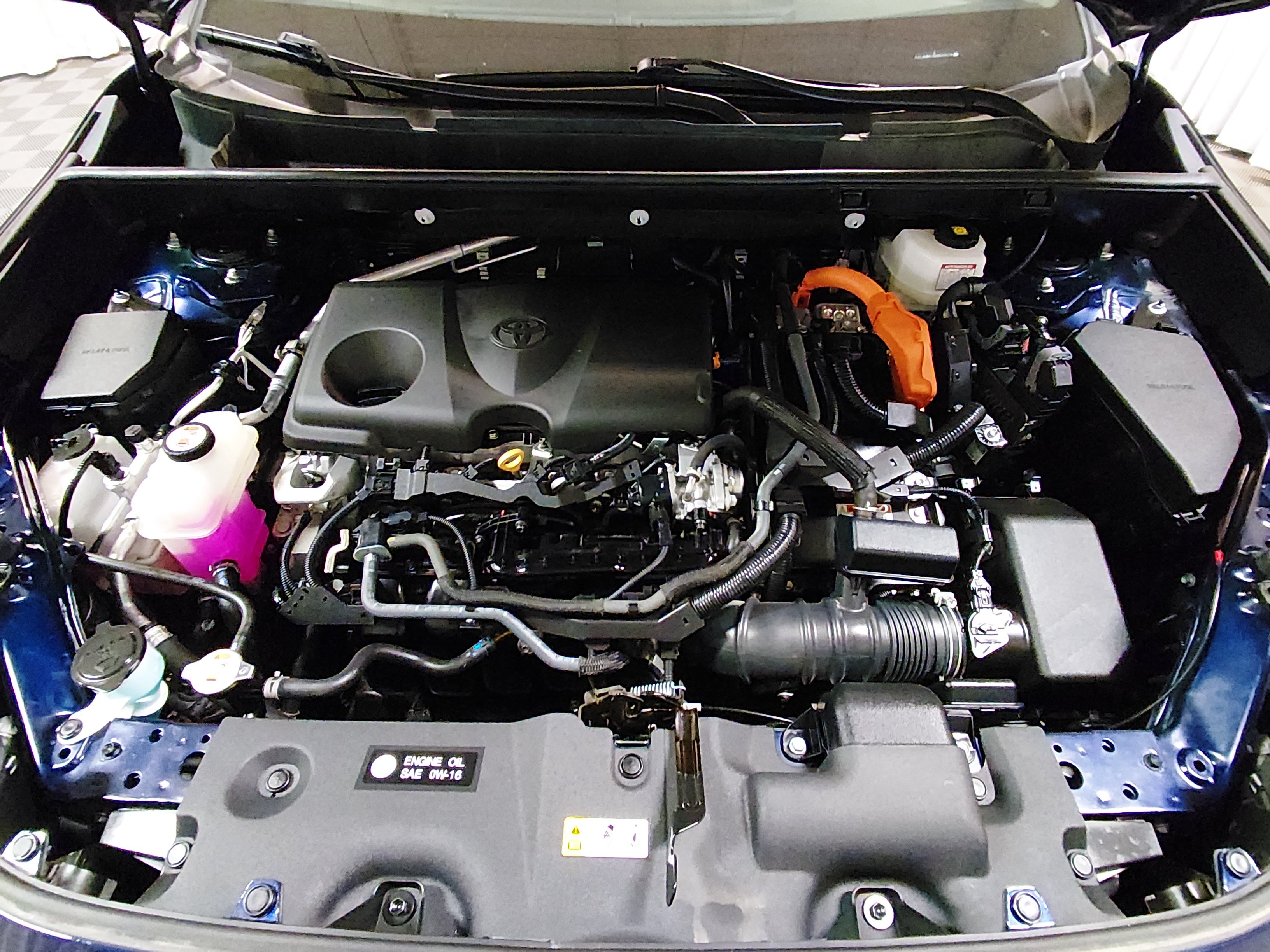 2024 Toyota RAV4 XLE - Photo 9