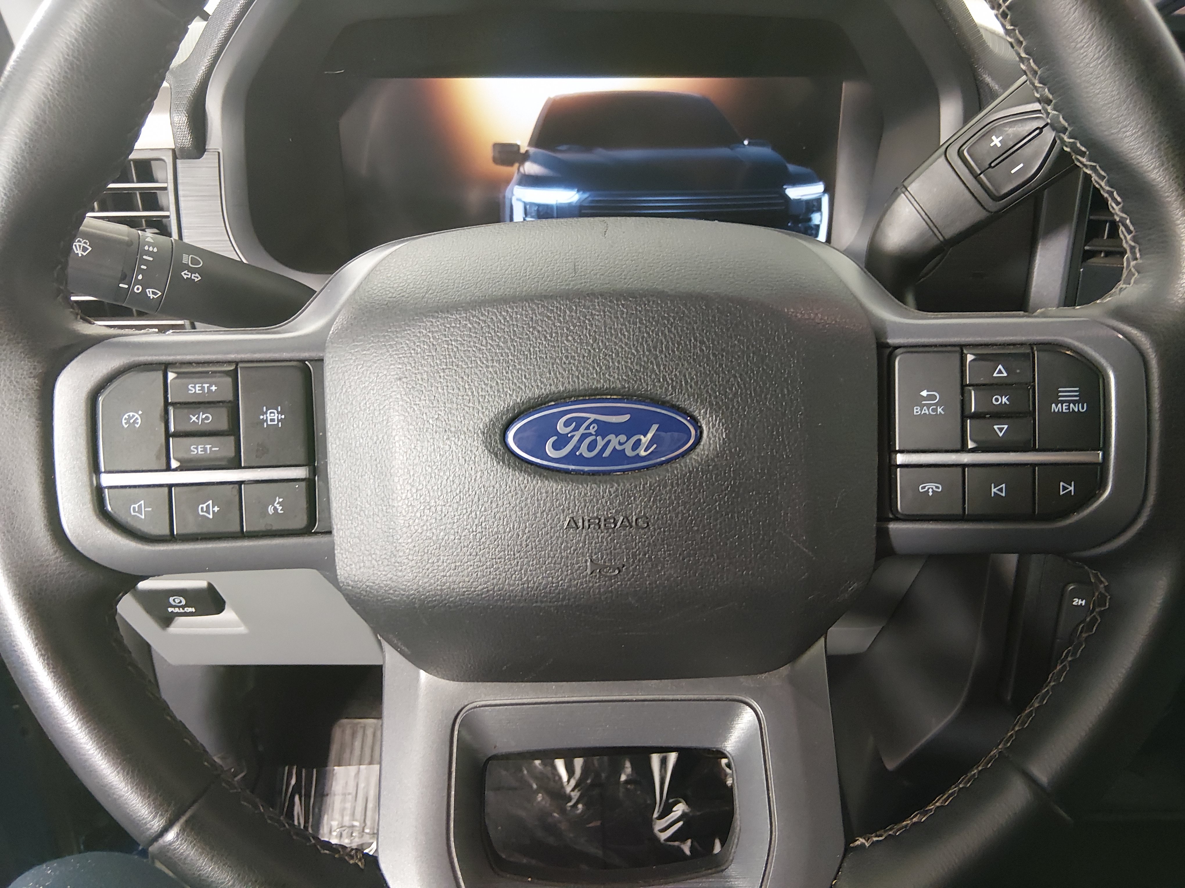 2025 Ford F-150 XLT - Photo 12