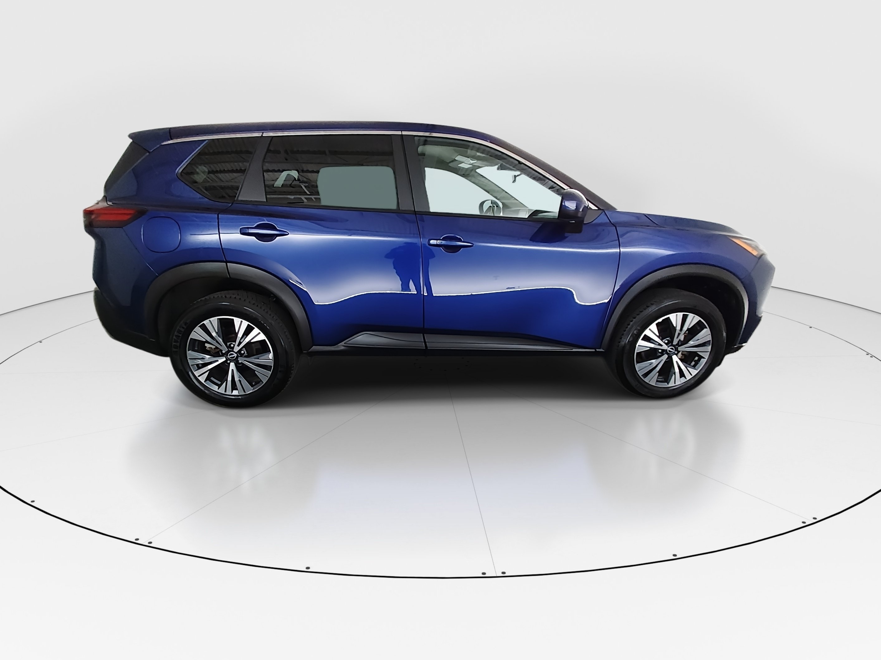 2023 Nissan Rogue SV - Photo 8