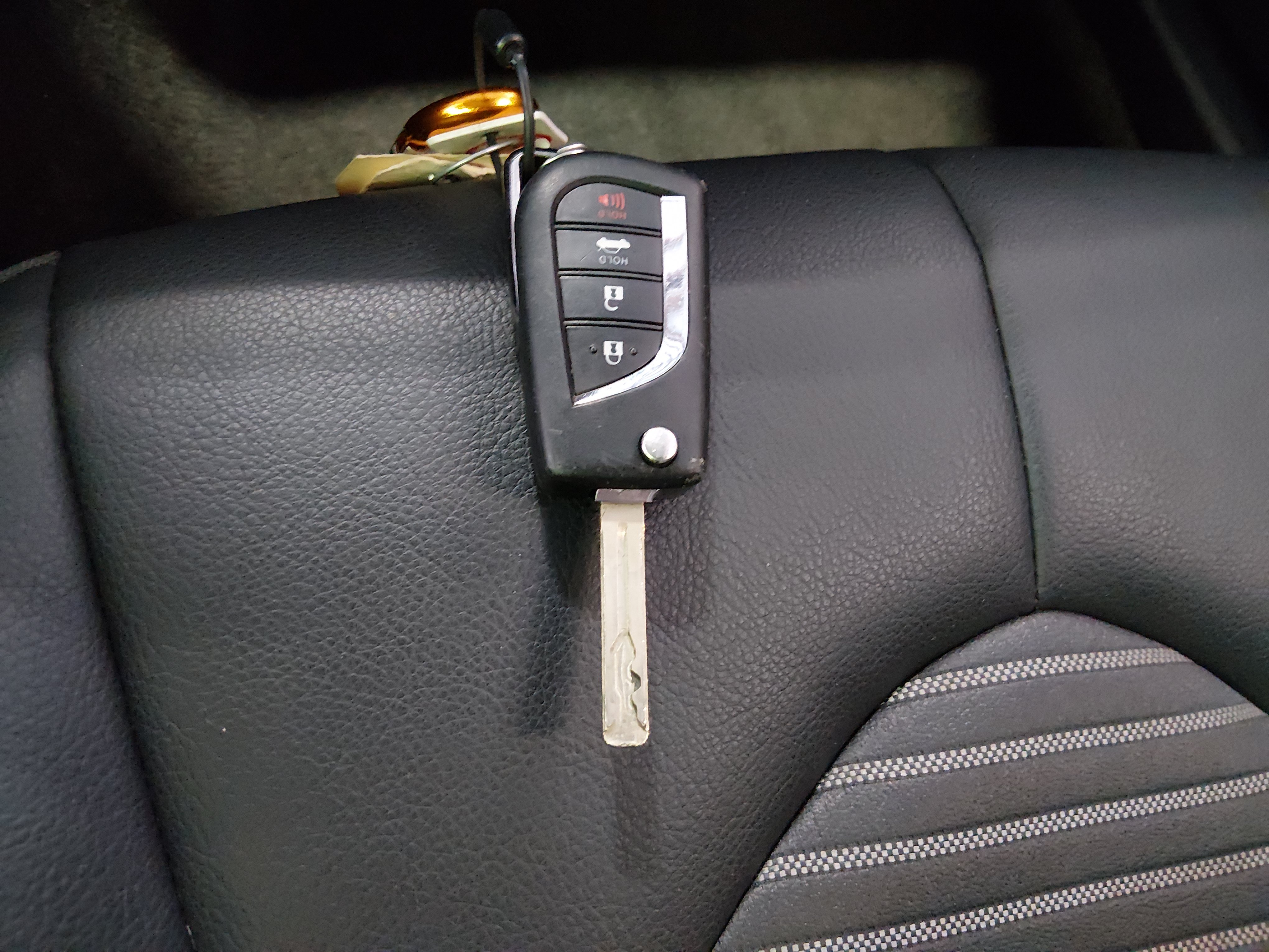 2024 Toyota Camry SE - Photo 15