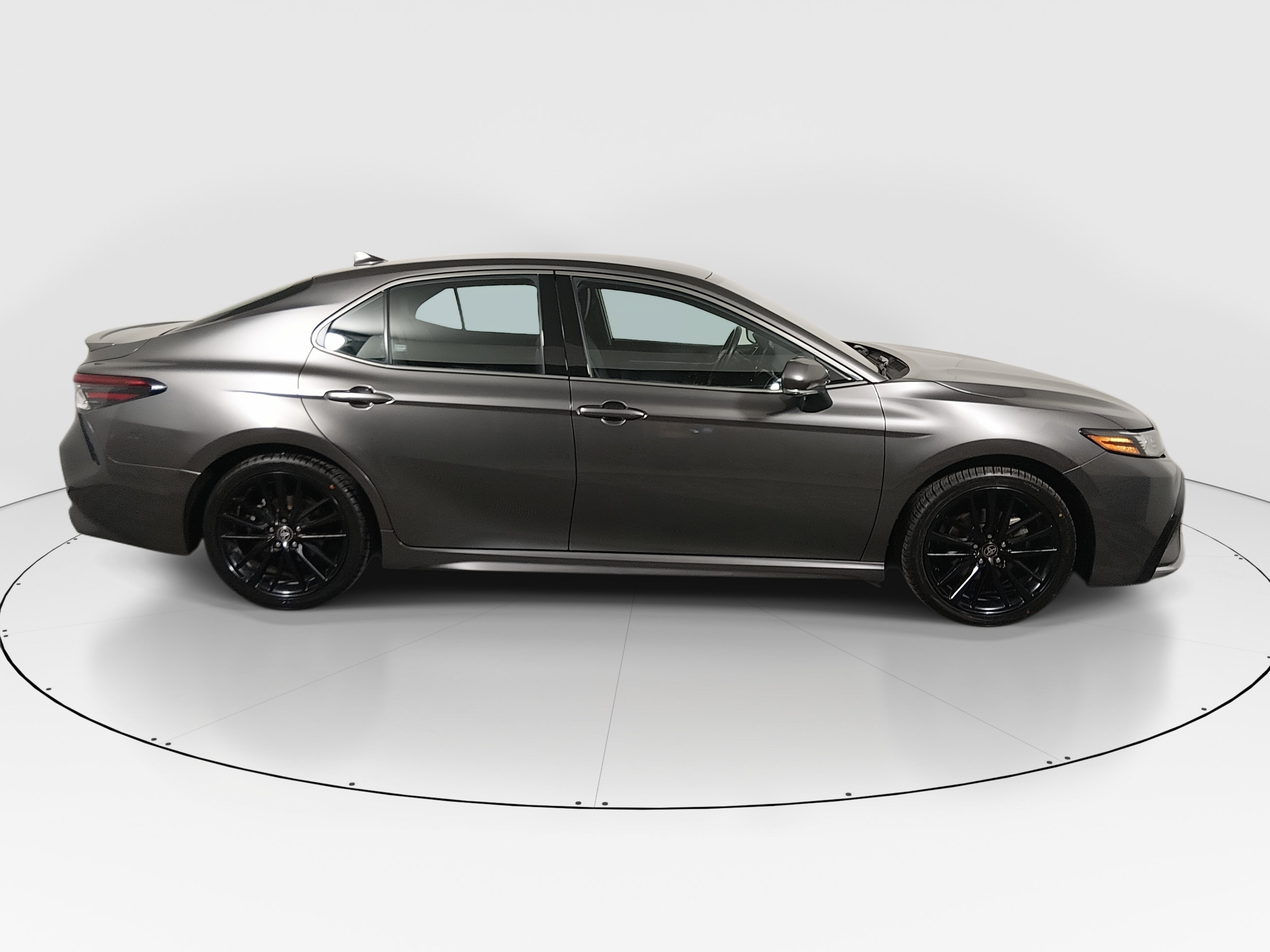 2024 Toyota Camry XSE - Photo 8