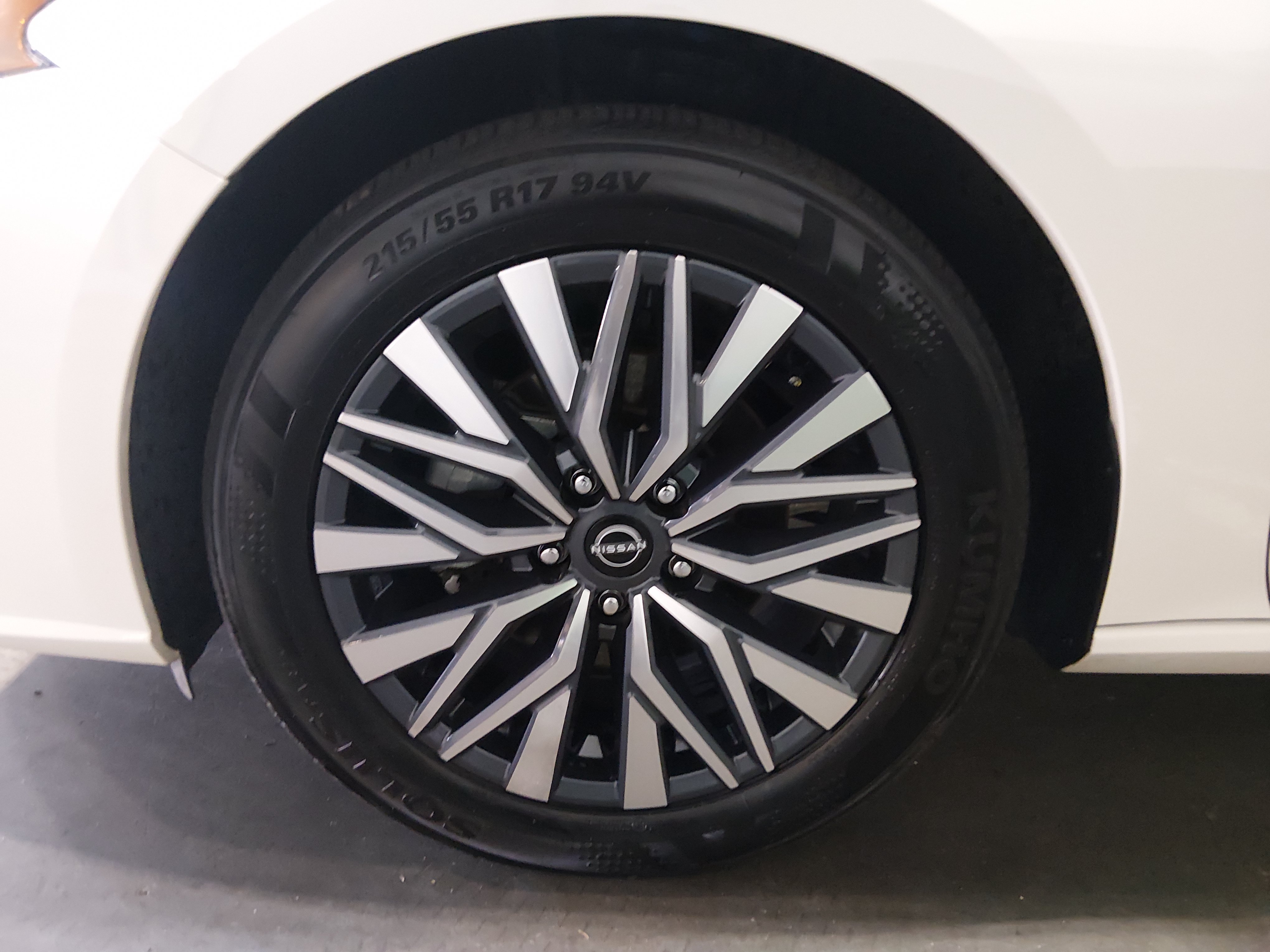 2025 Nissan Altima SV - Photo 10