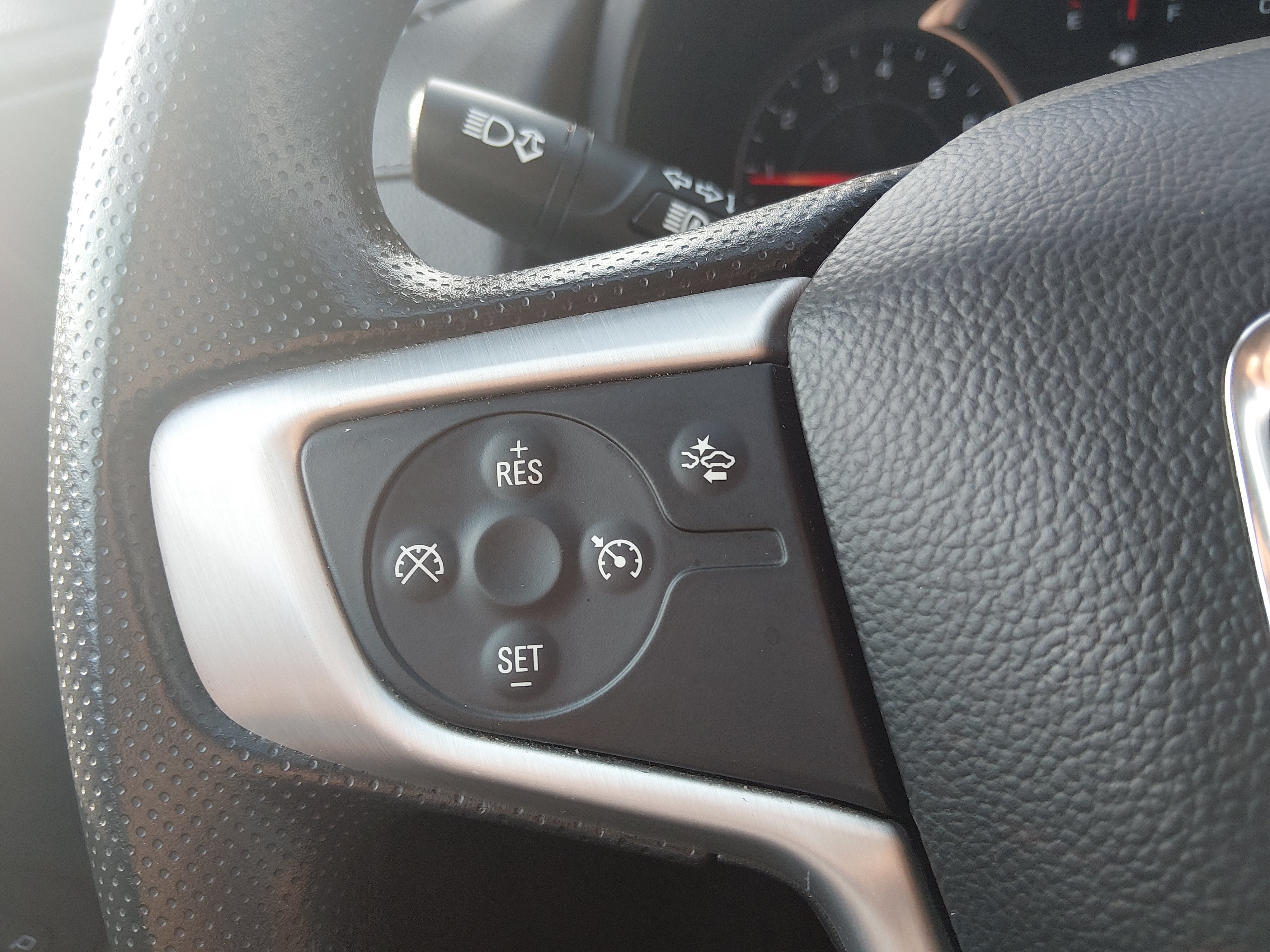 2024 GMC Terrain SLE - Photo 12