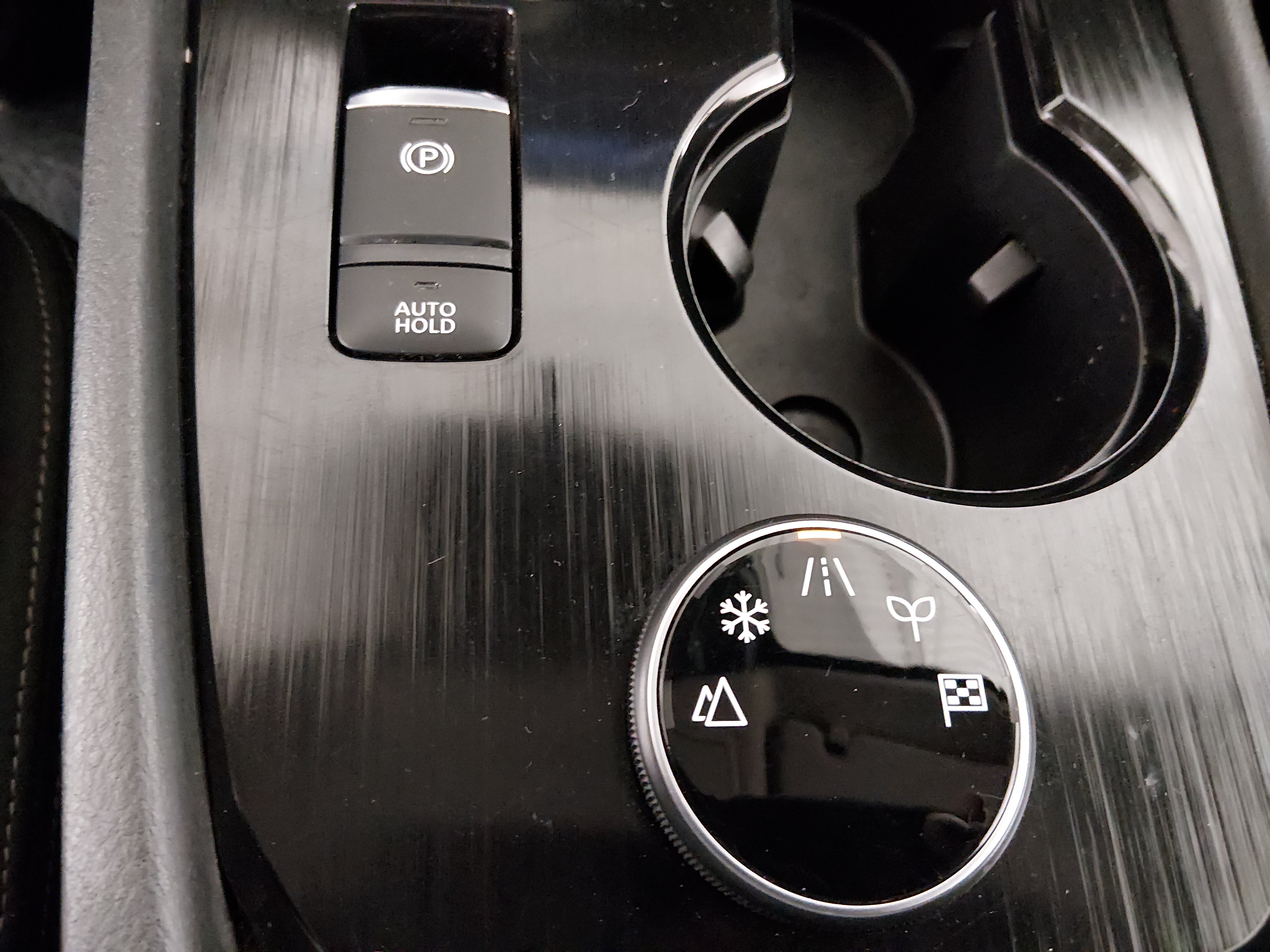 2023 Nissan Rogue SV - Photo 17