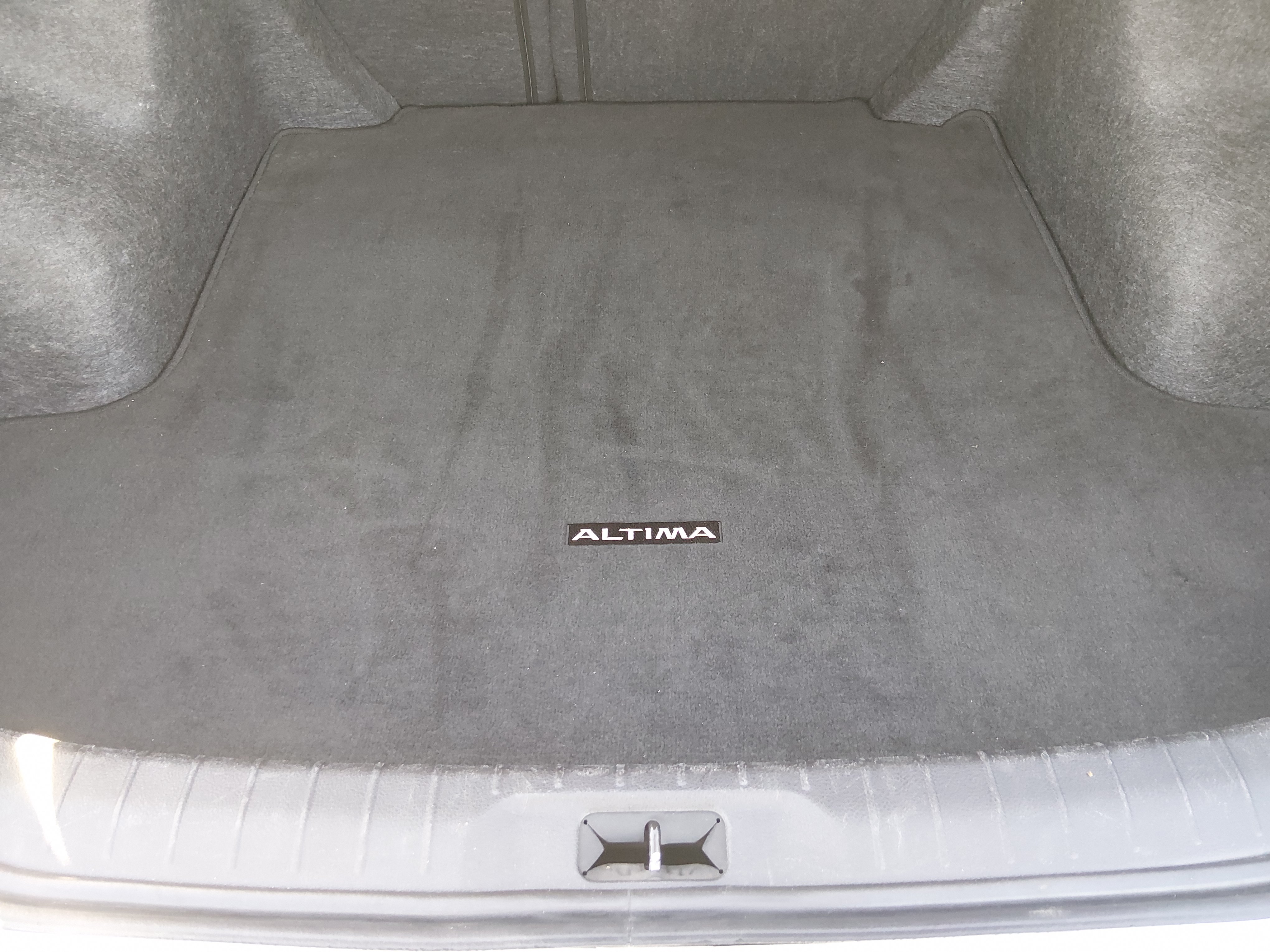 2024 Nissan Altima SV - Photo 11