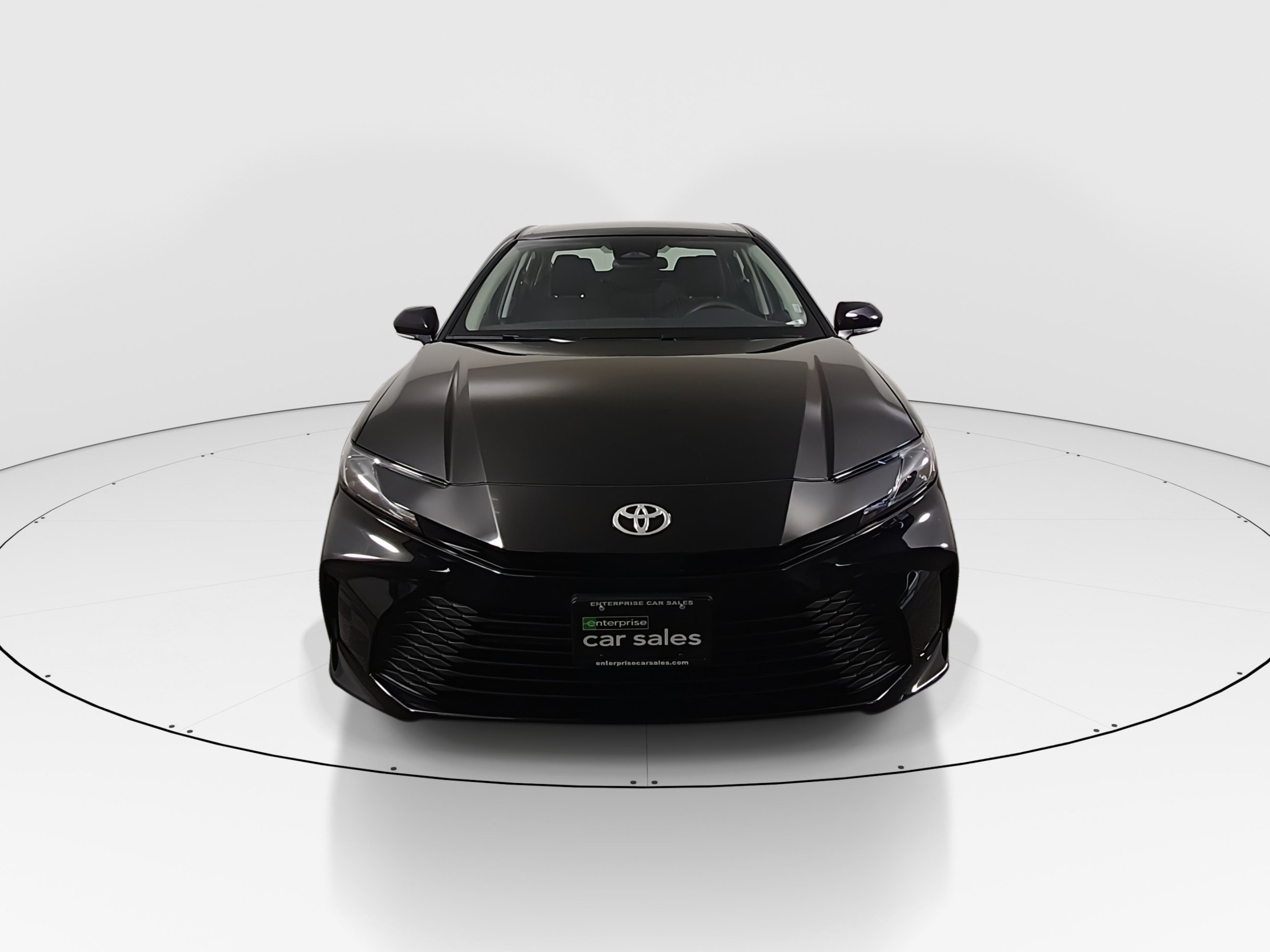 2025 Toyota Camry LE 2