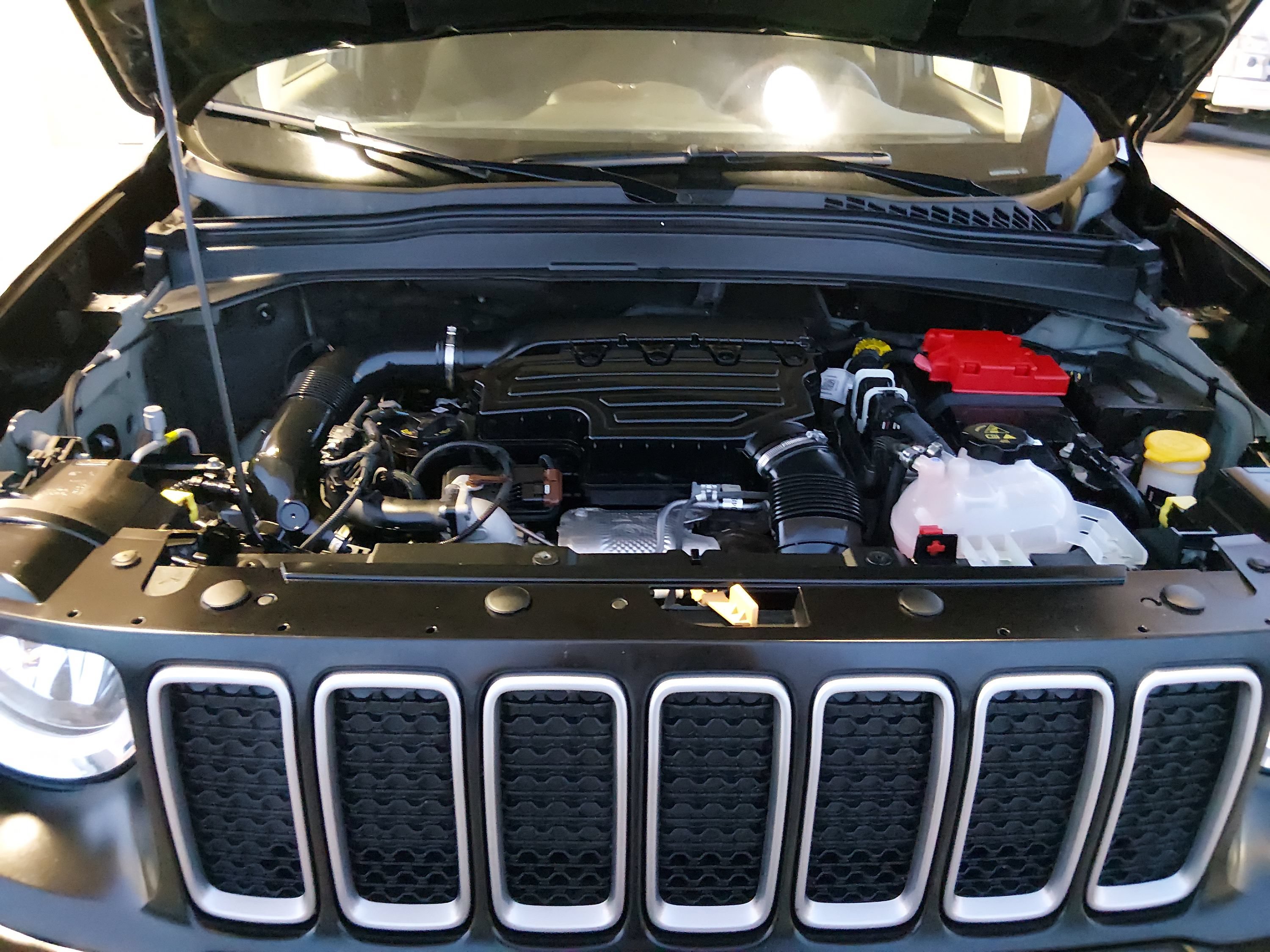2023 Jeep Renegade Latitude - Photo 9