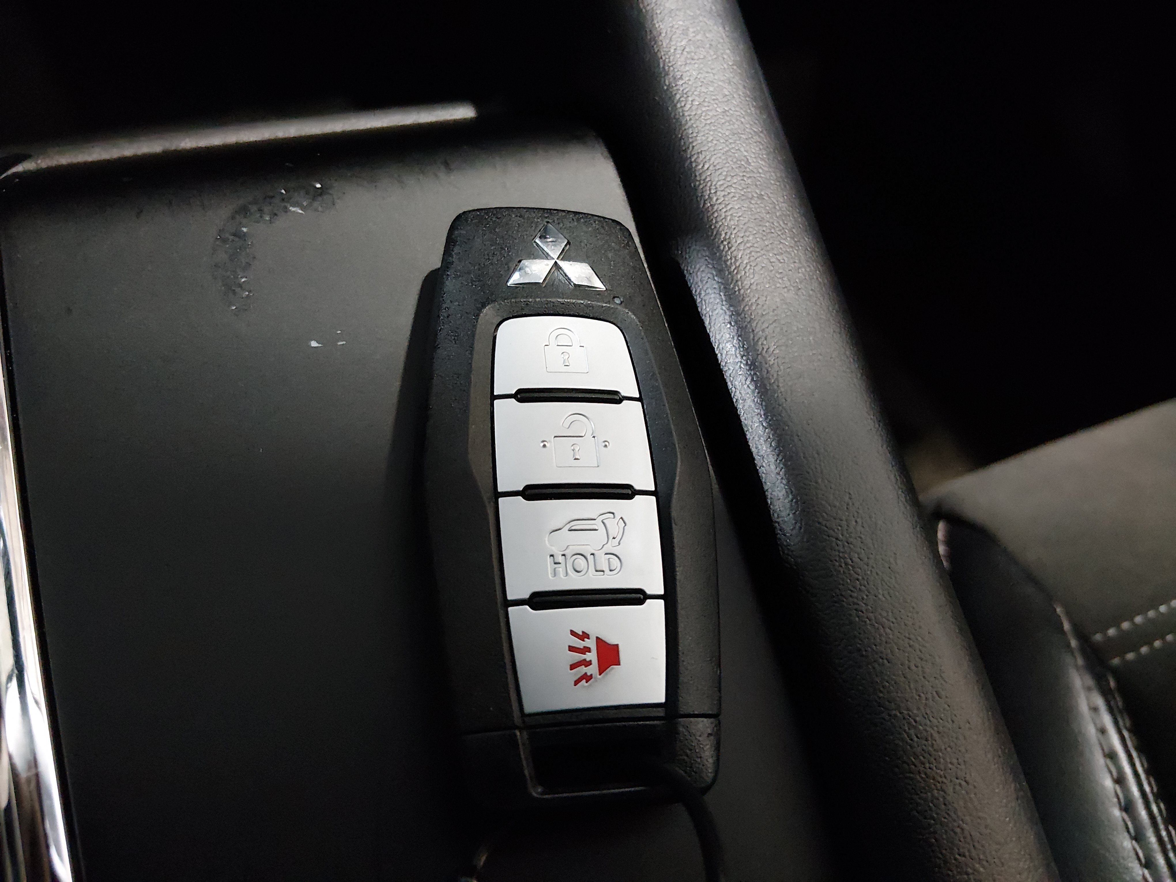 2024 Mitsubishi Outlander SE - Photo 15