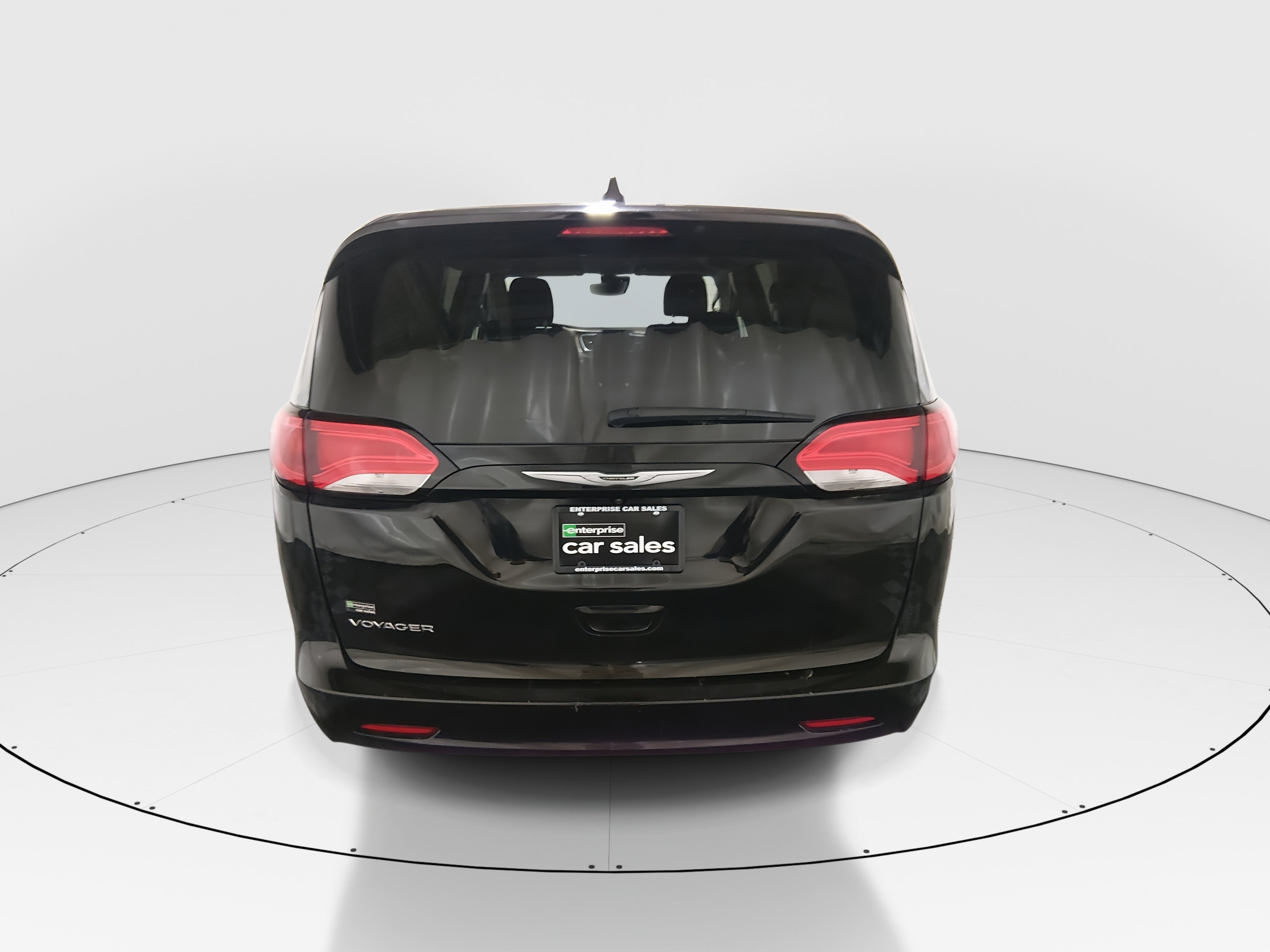 2024 Chrysler Voyager LX - Photo 6