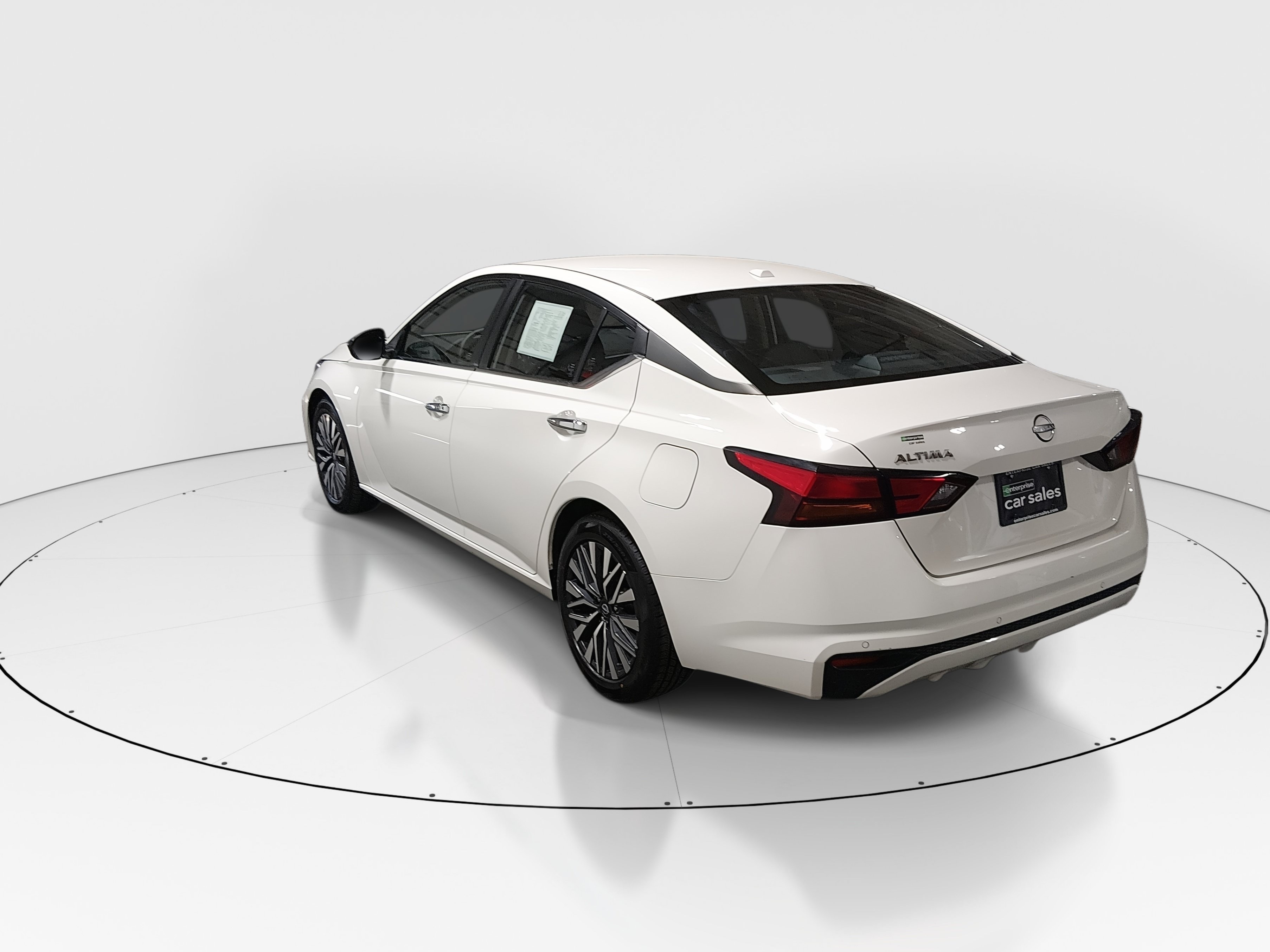 2025 Nissan Altima SV - Photo 5