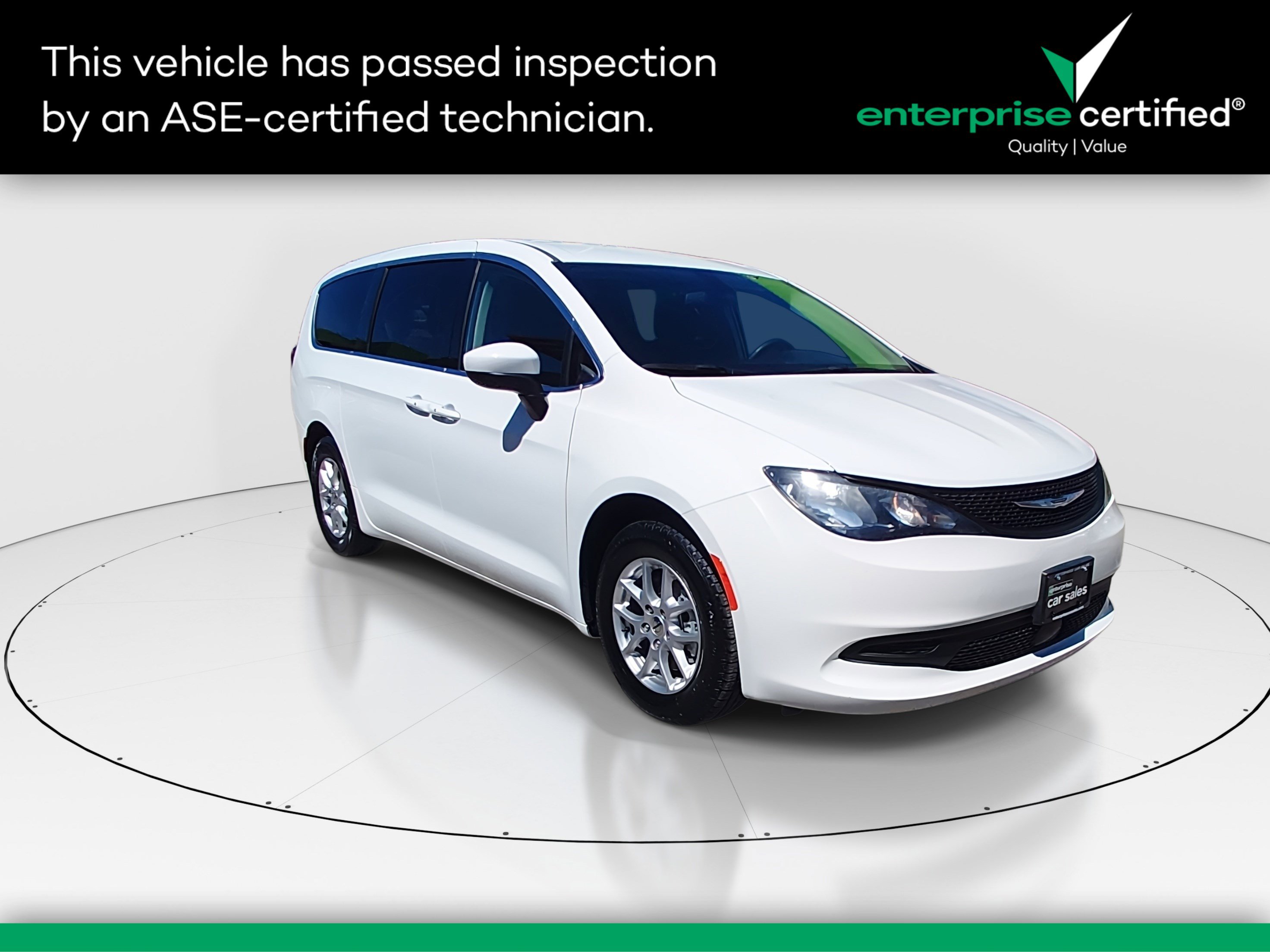 2022 Chrysler Voyager