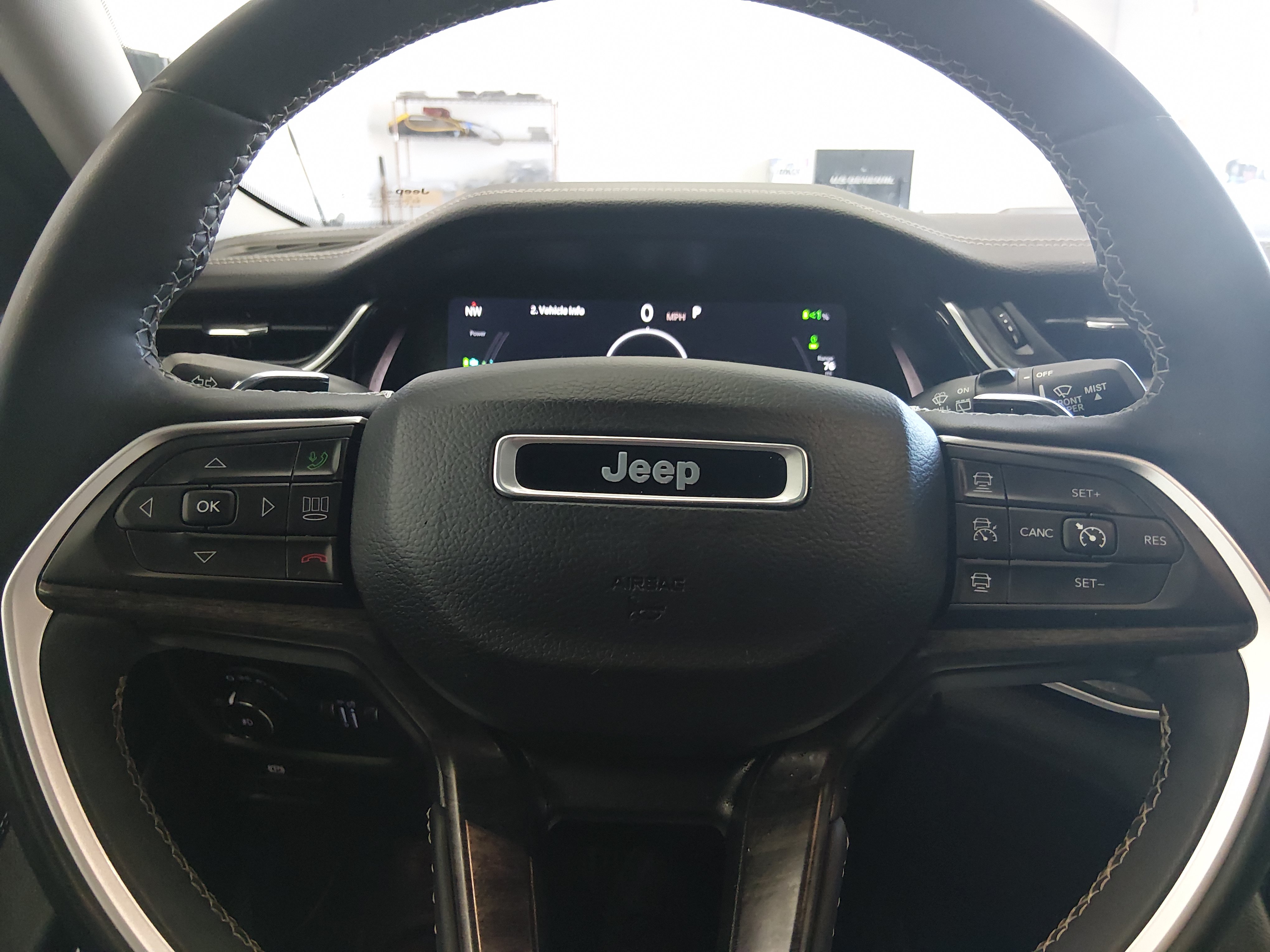 2024 Jeep Grand Cherokee 4xe - Photo 12