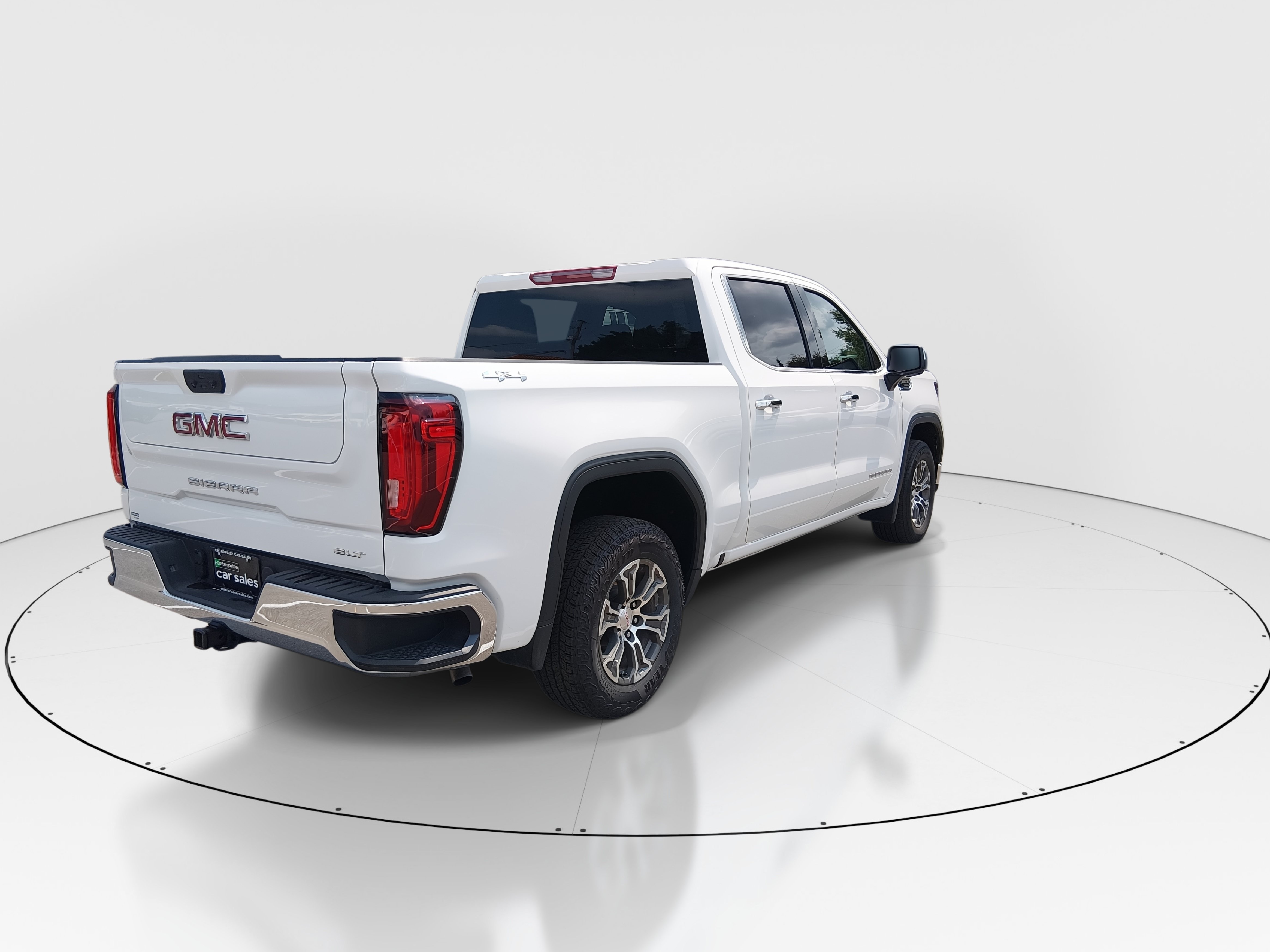 2025 GMC Sierra 1500 SLT - Photo 7