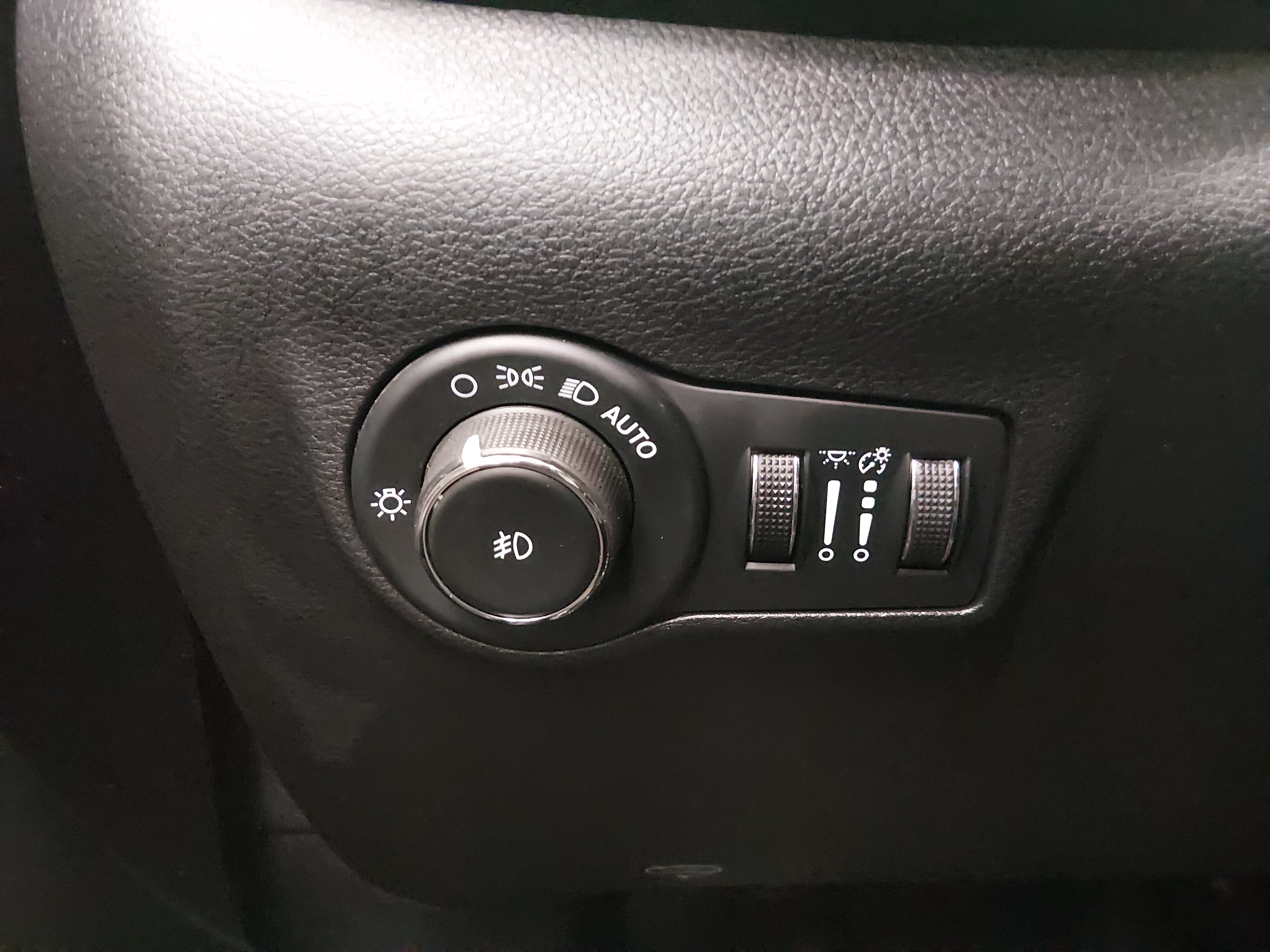 2023 Jeep Compass Limited - Photo 13