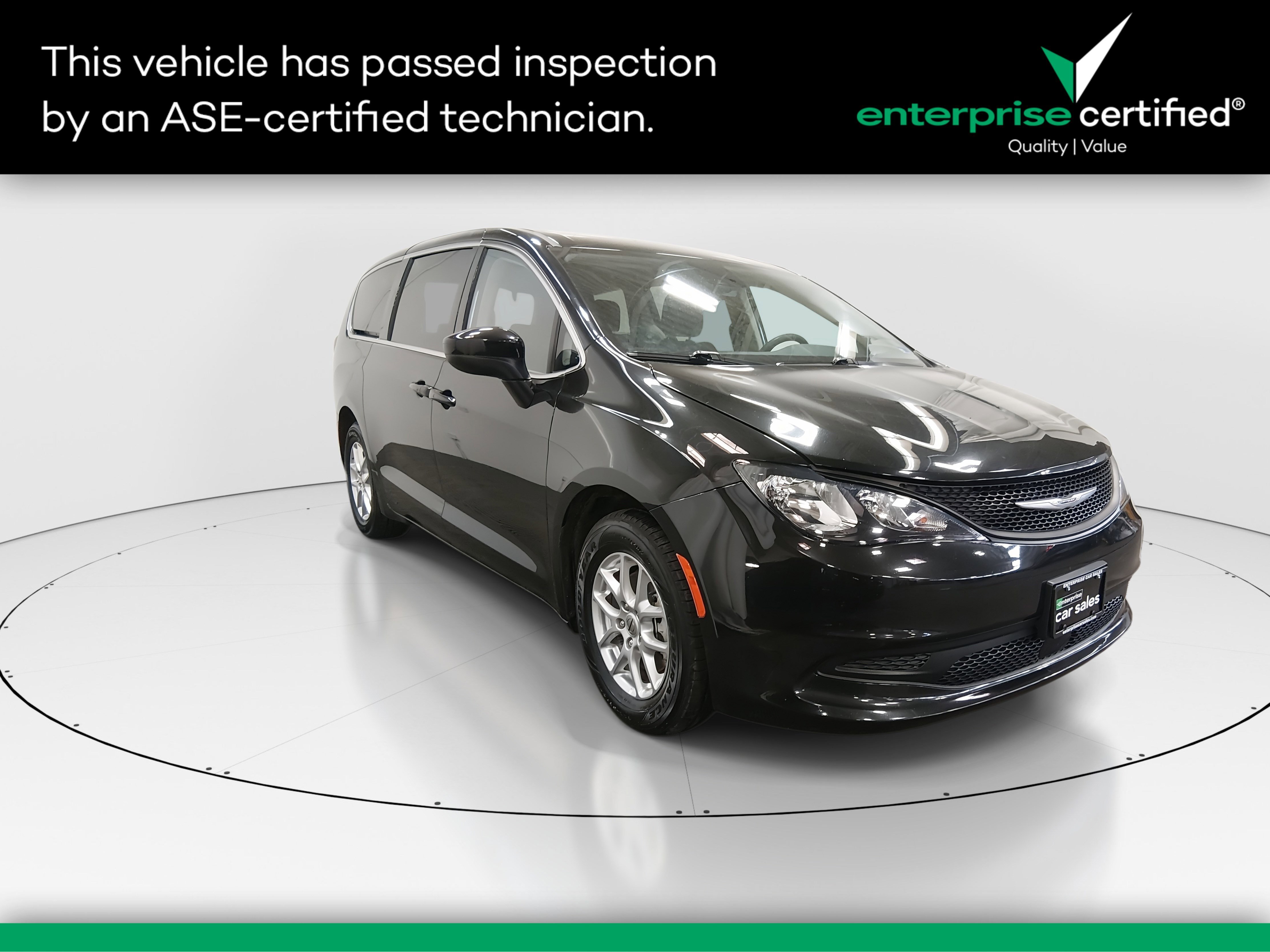 2023 Chrysler Voyager