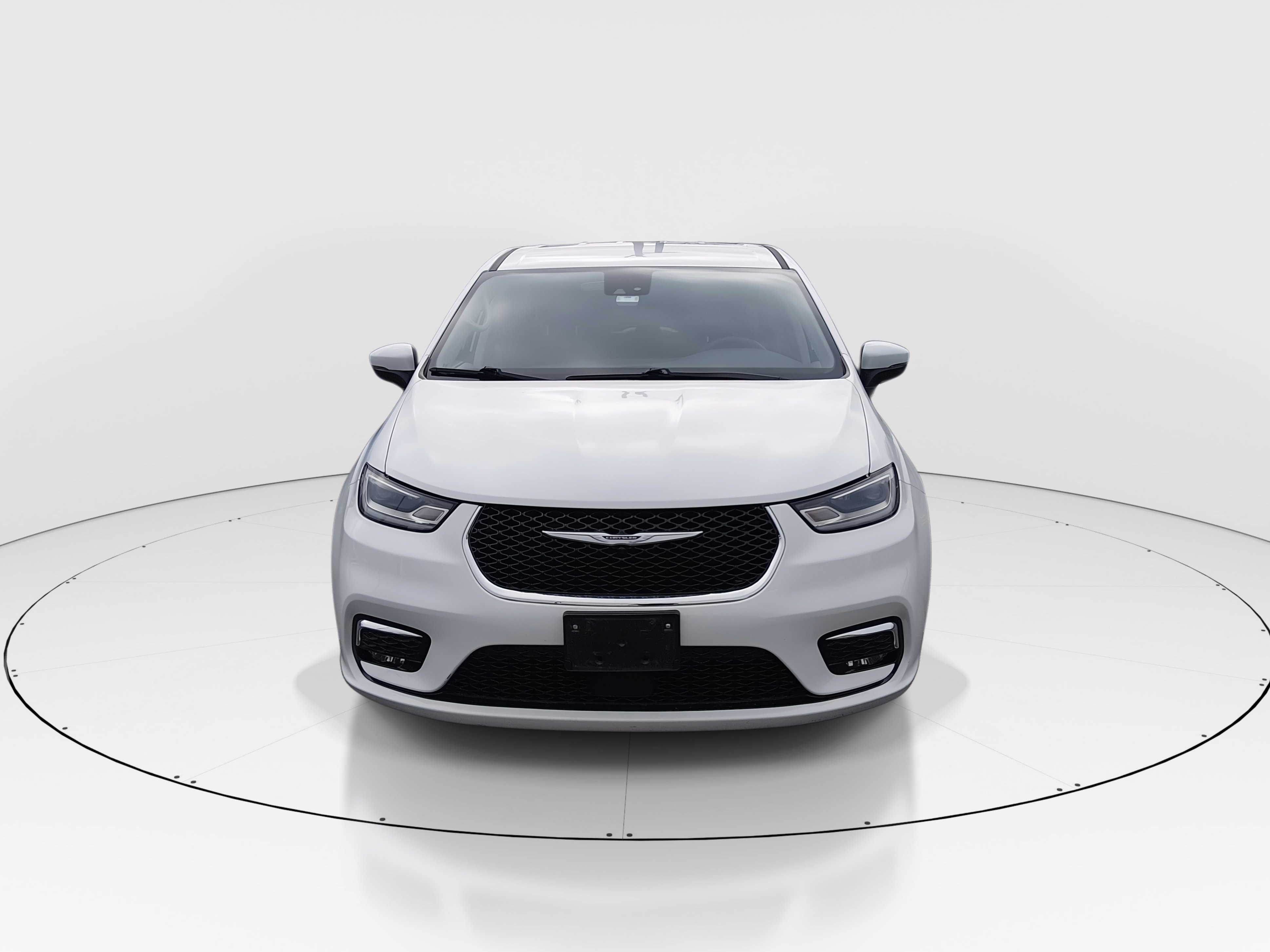 2023 Chrysler Pacifica Hybrid Touring L - Photo 2