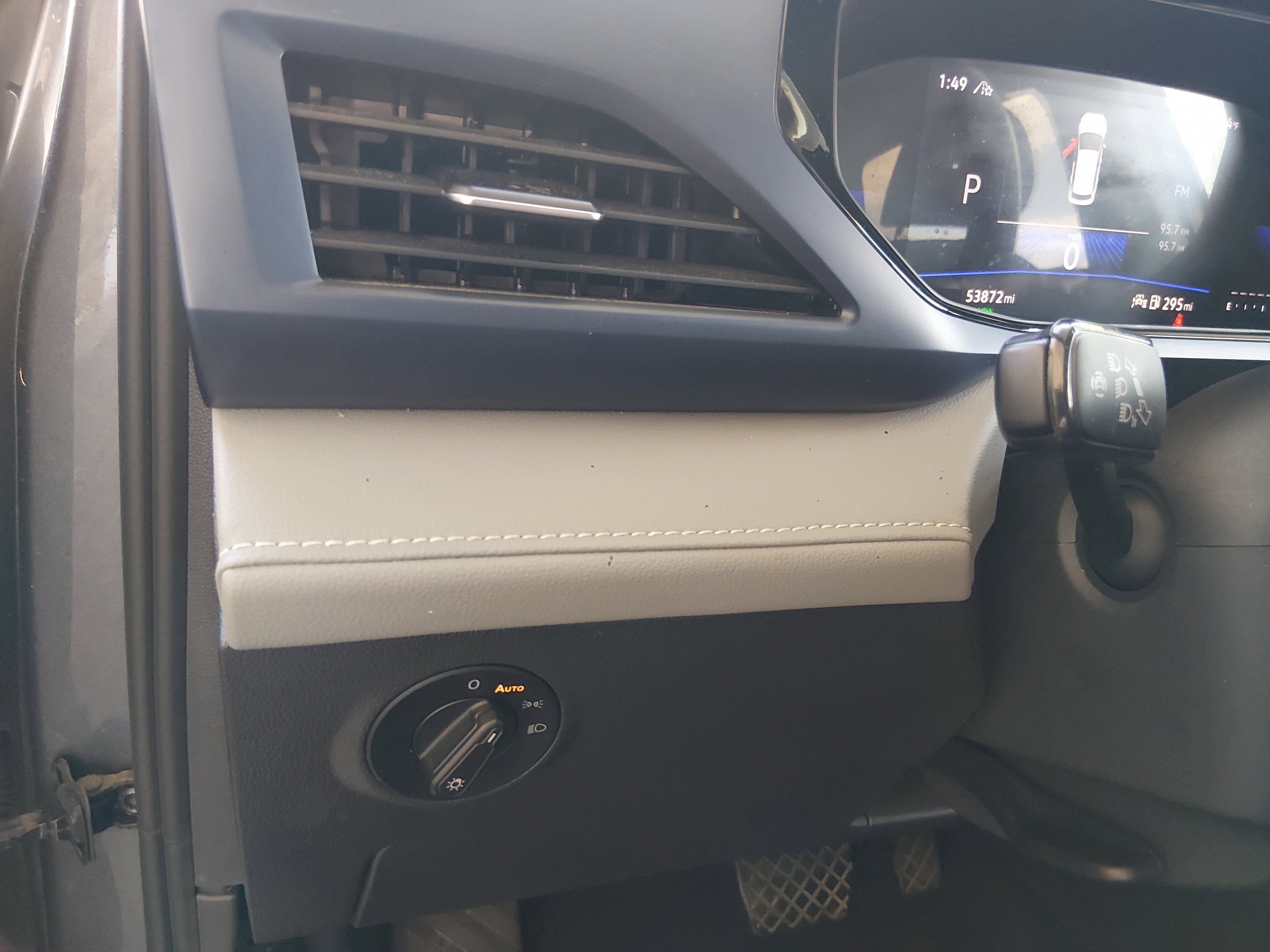 2024 Volkswagen Taos SE - Photo 13