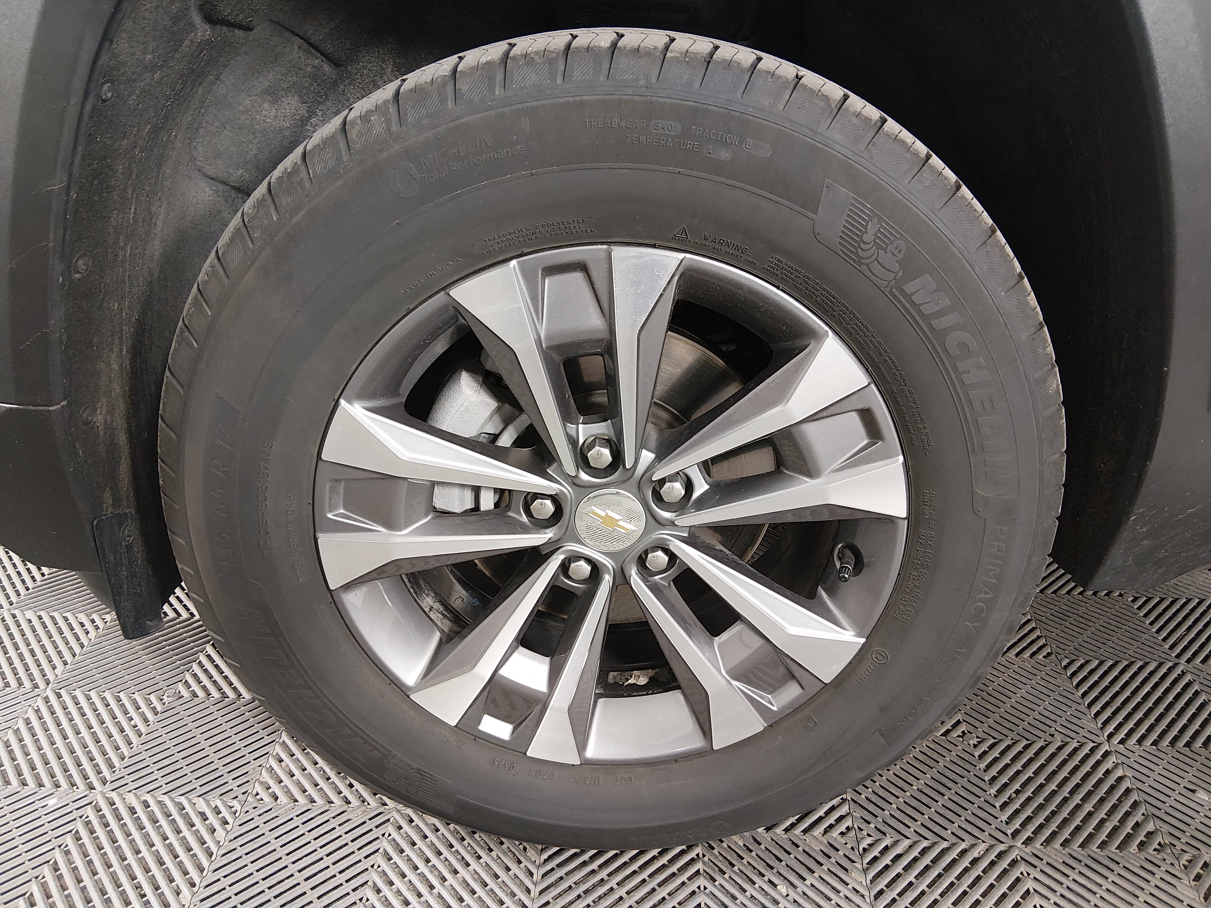 2025 Chevrolet Equinox LT - Photo 10