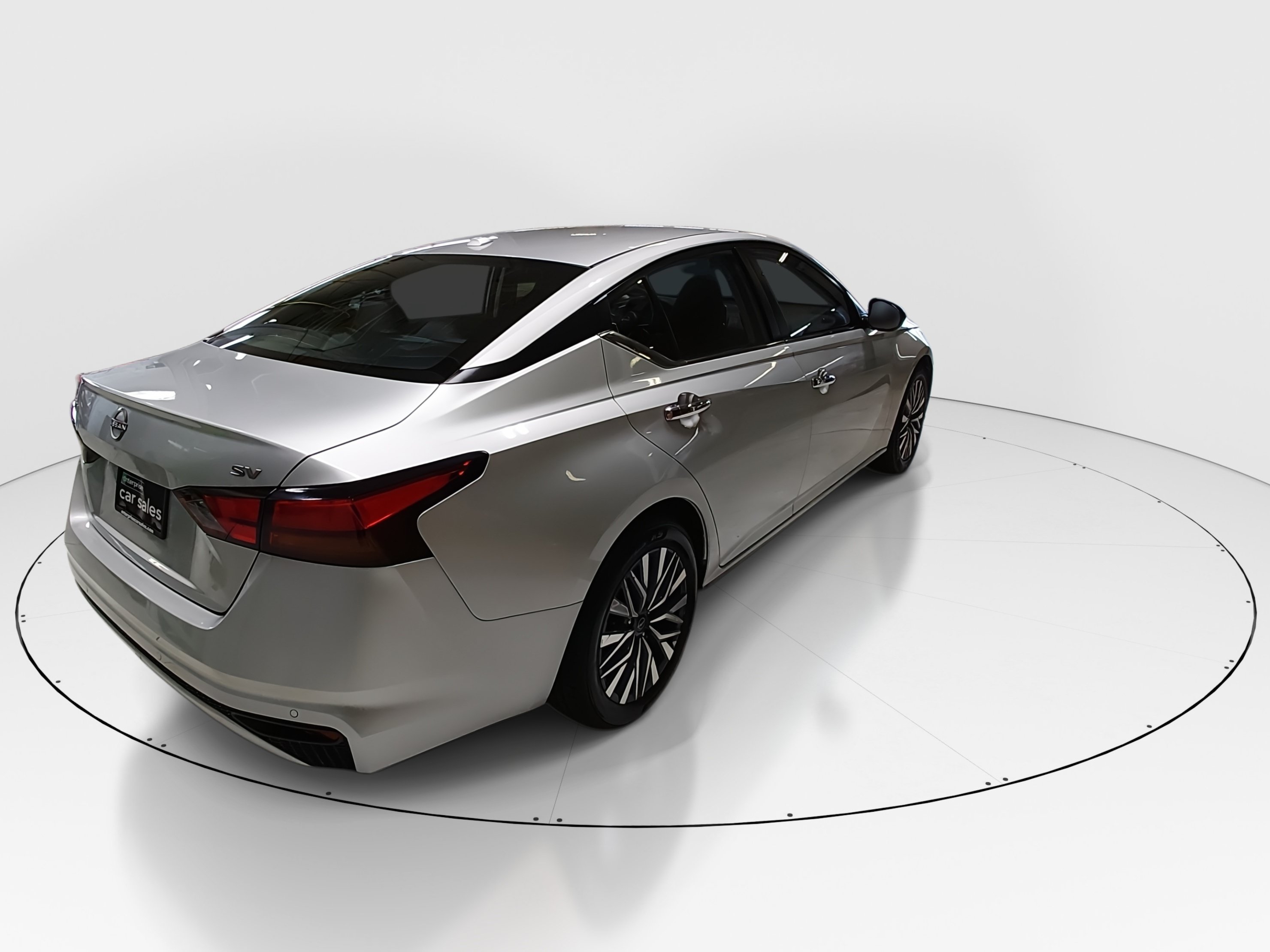 2024 Nissan Altima SV - Photo 7