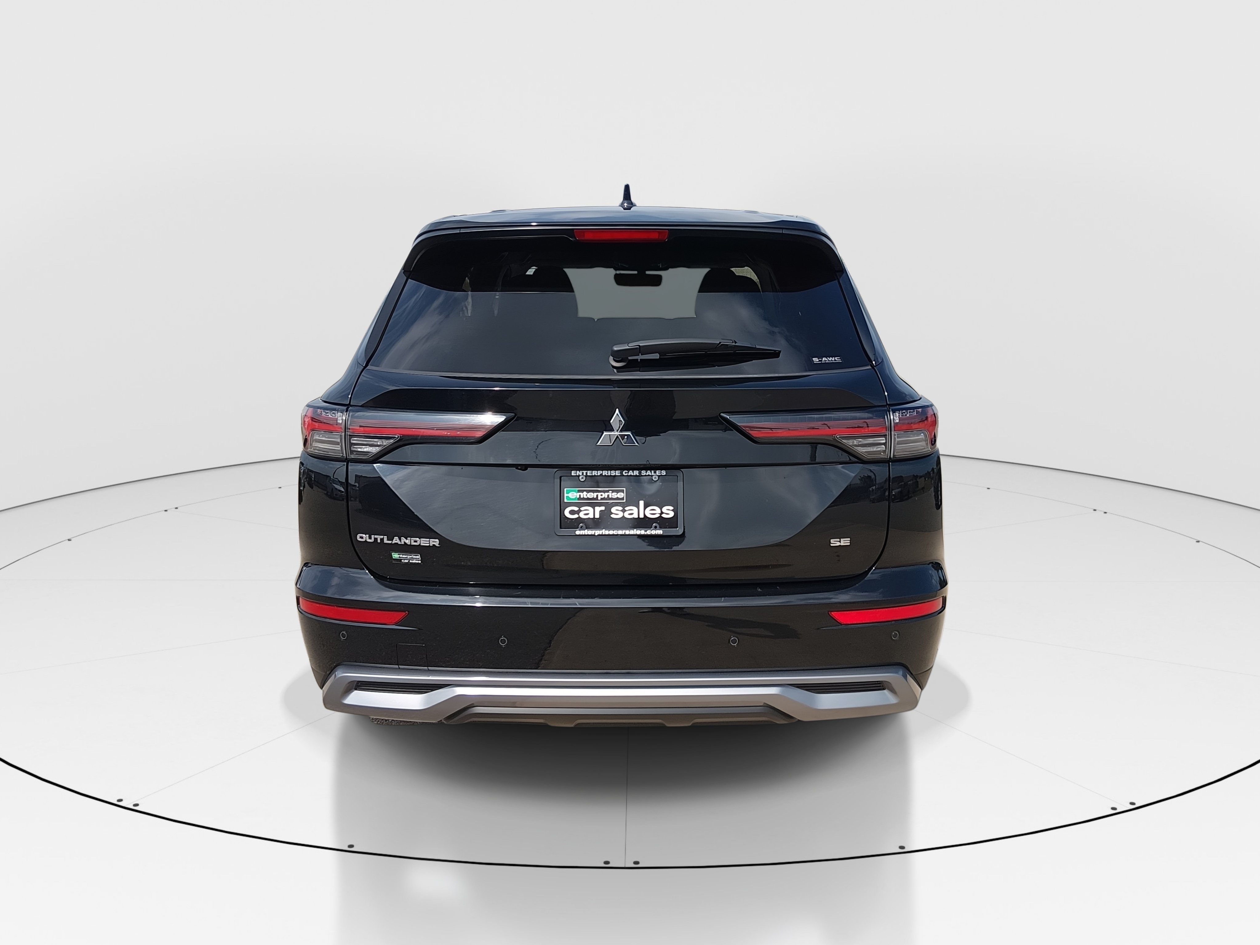 2025 Mitsubishi Outlander SE - Photo 6