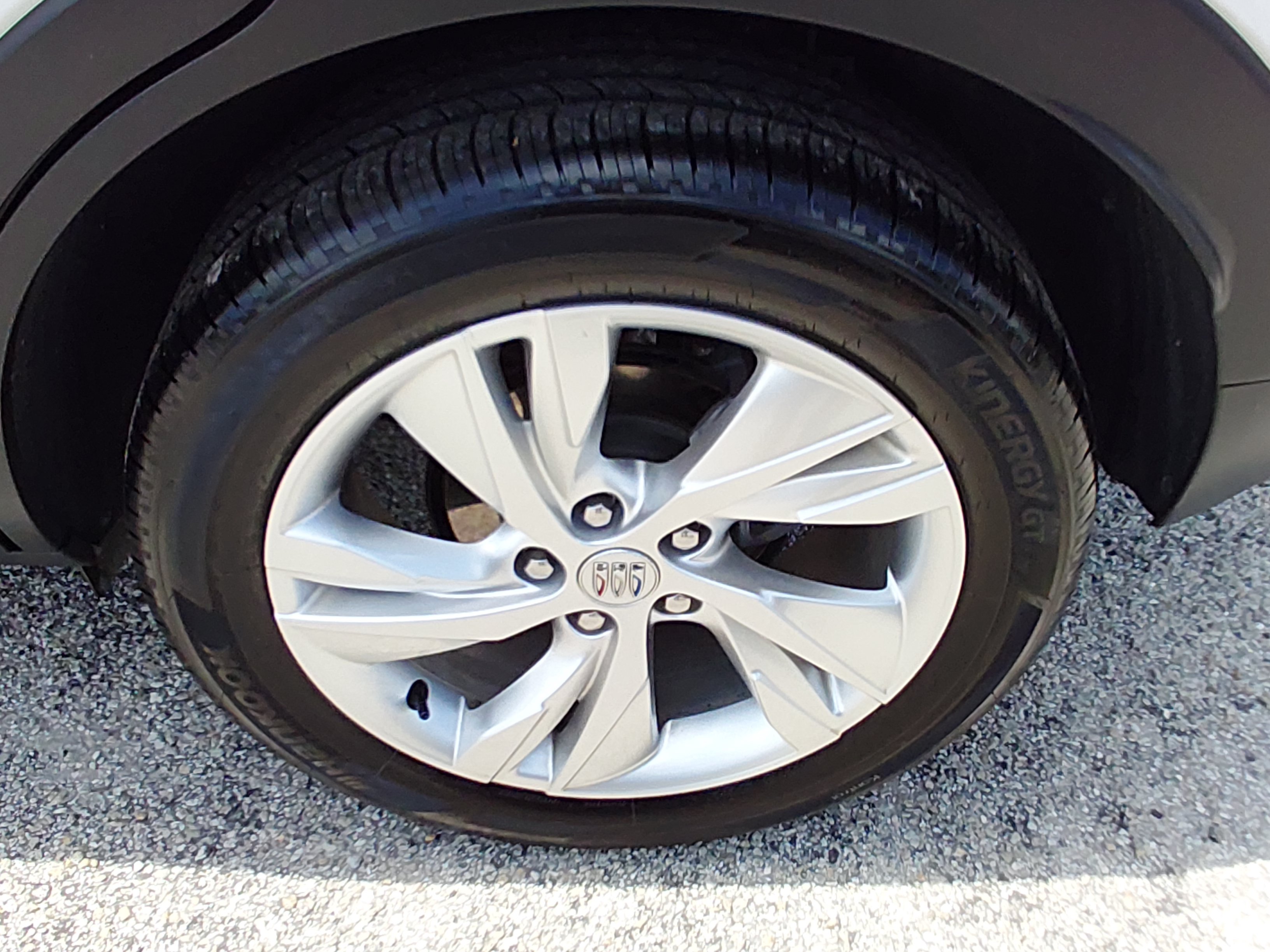2025 Buick Encore GX Preferred - Photo 10