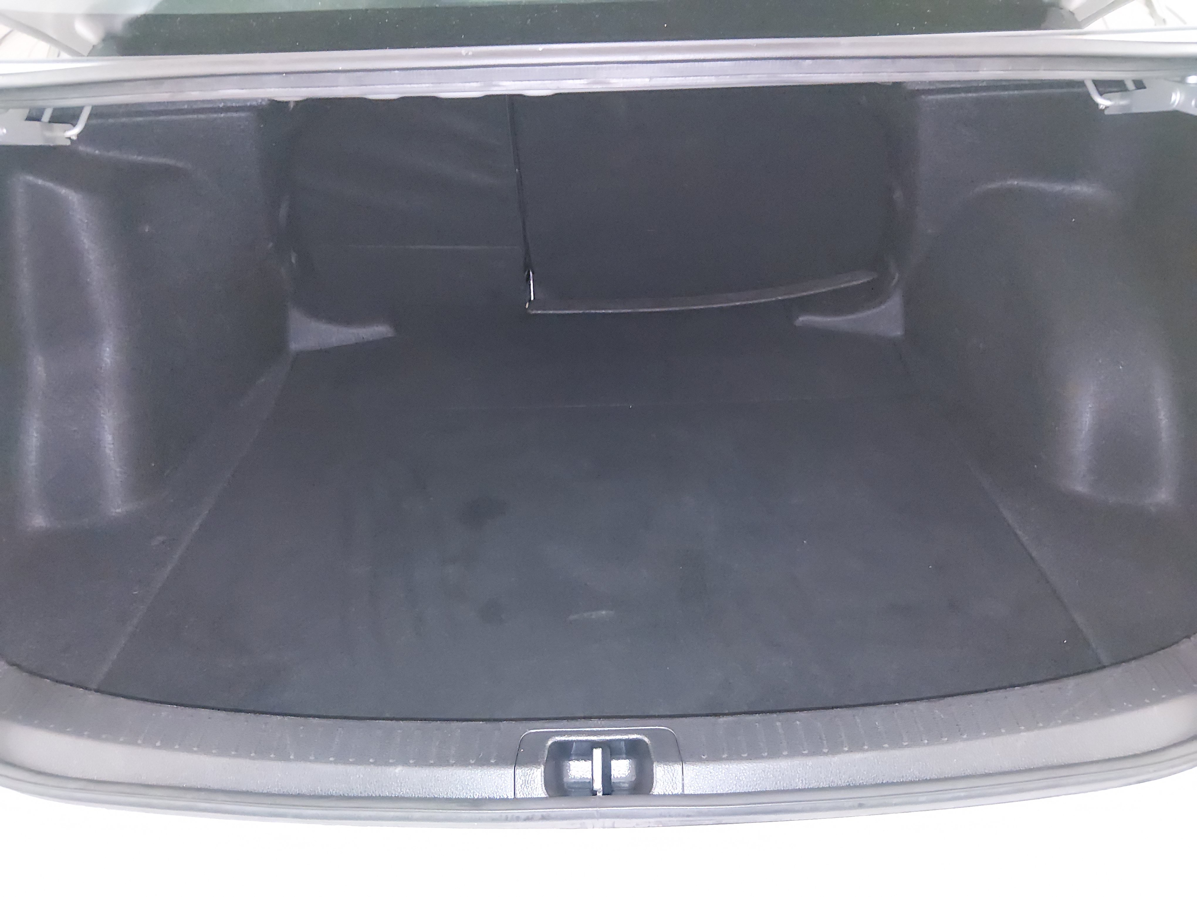 2024 Toyota Corolla LE - Photo 11
