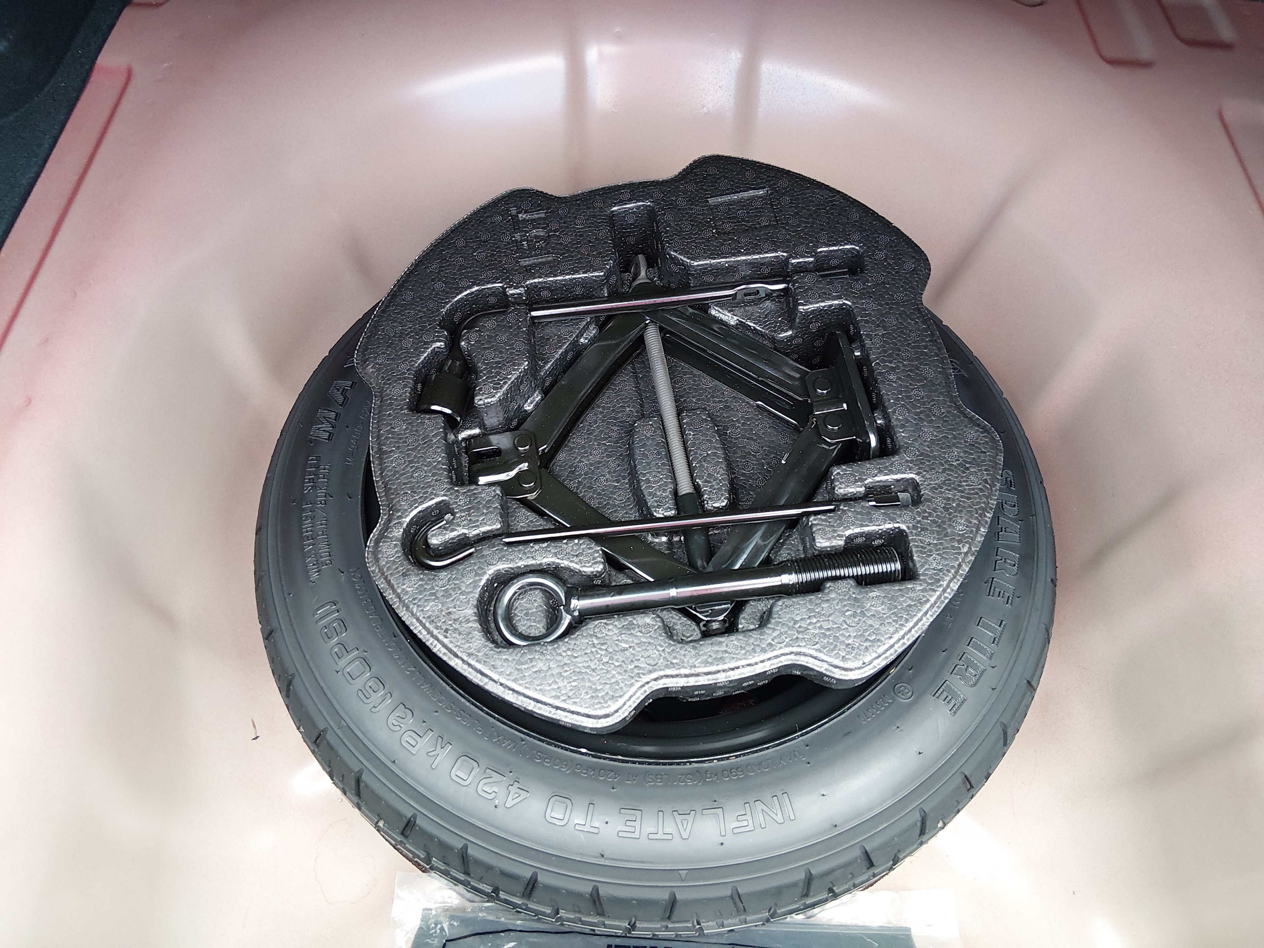 2025 Kia K4 LXS - Photo 17