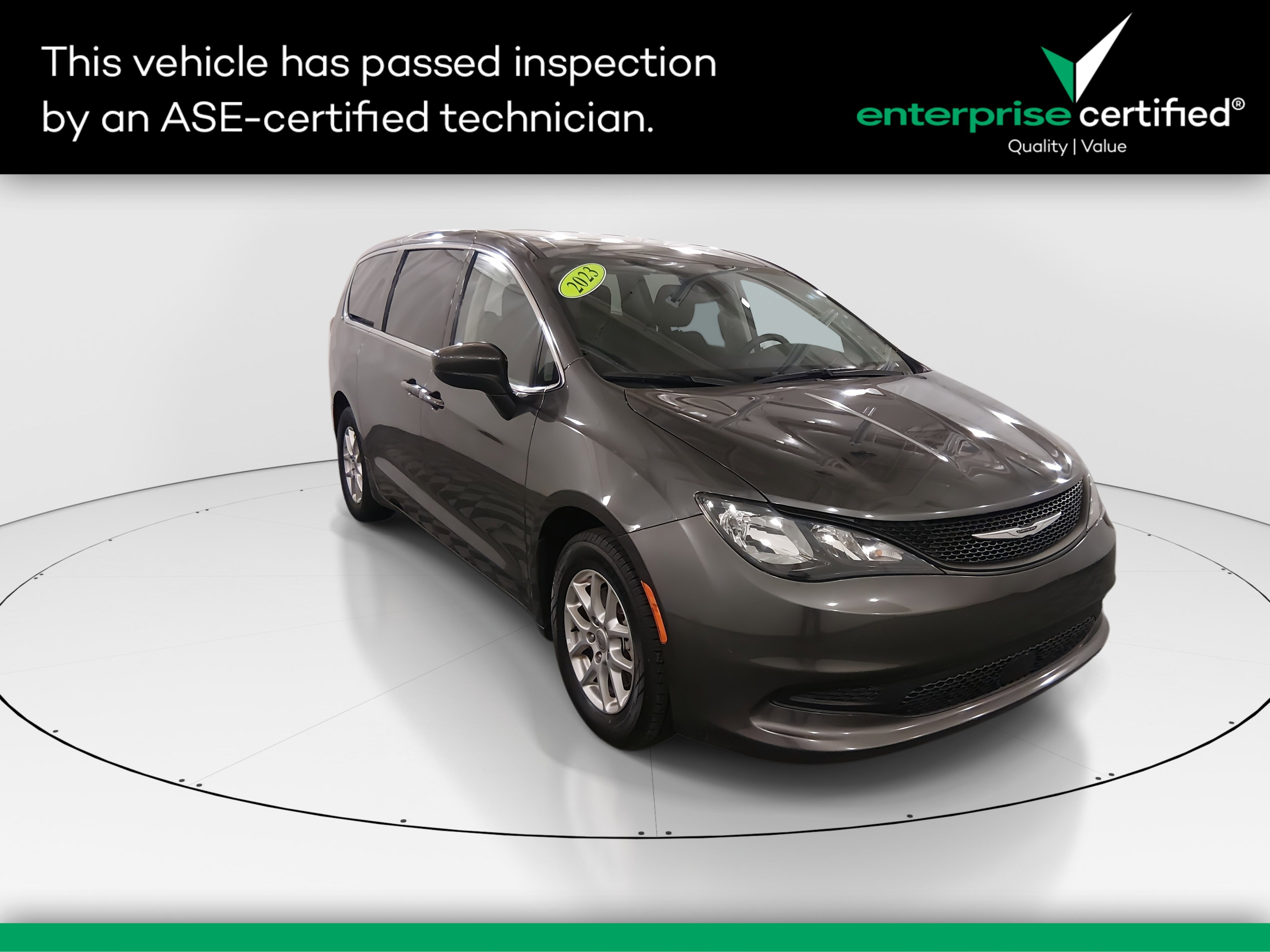 2023 Chrysler Voyager