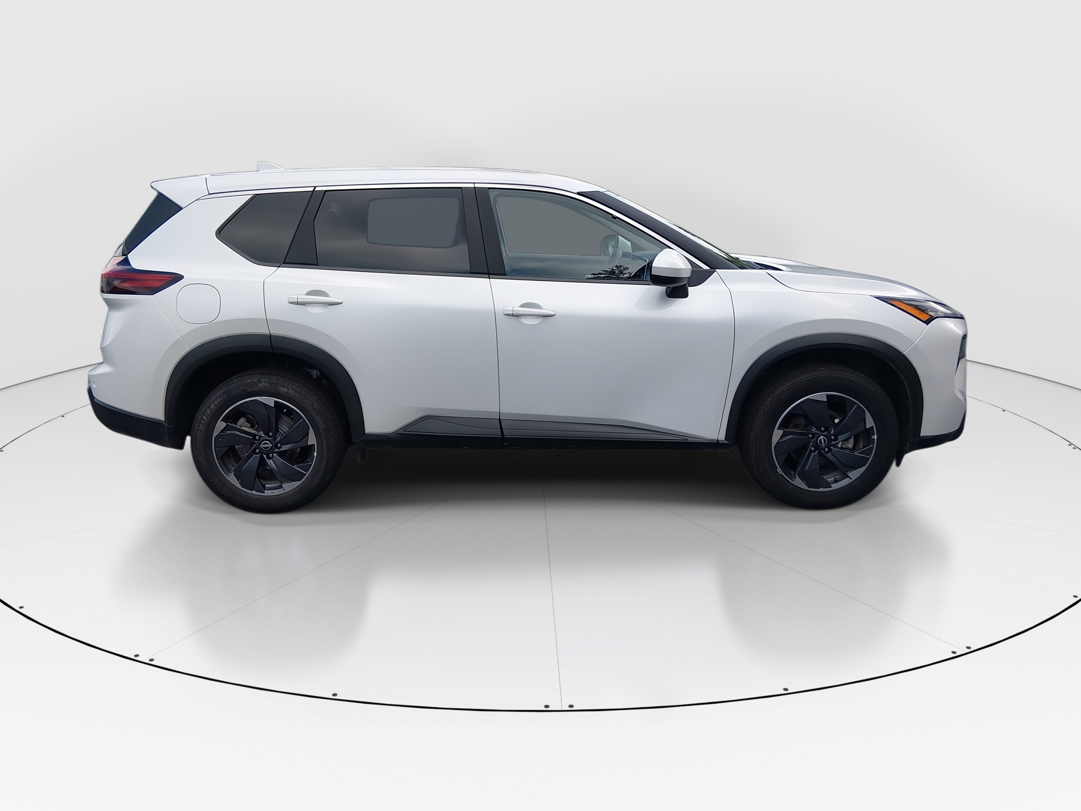2024 Nissan Rogue SV - Photo 8