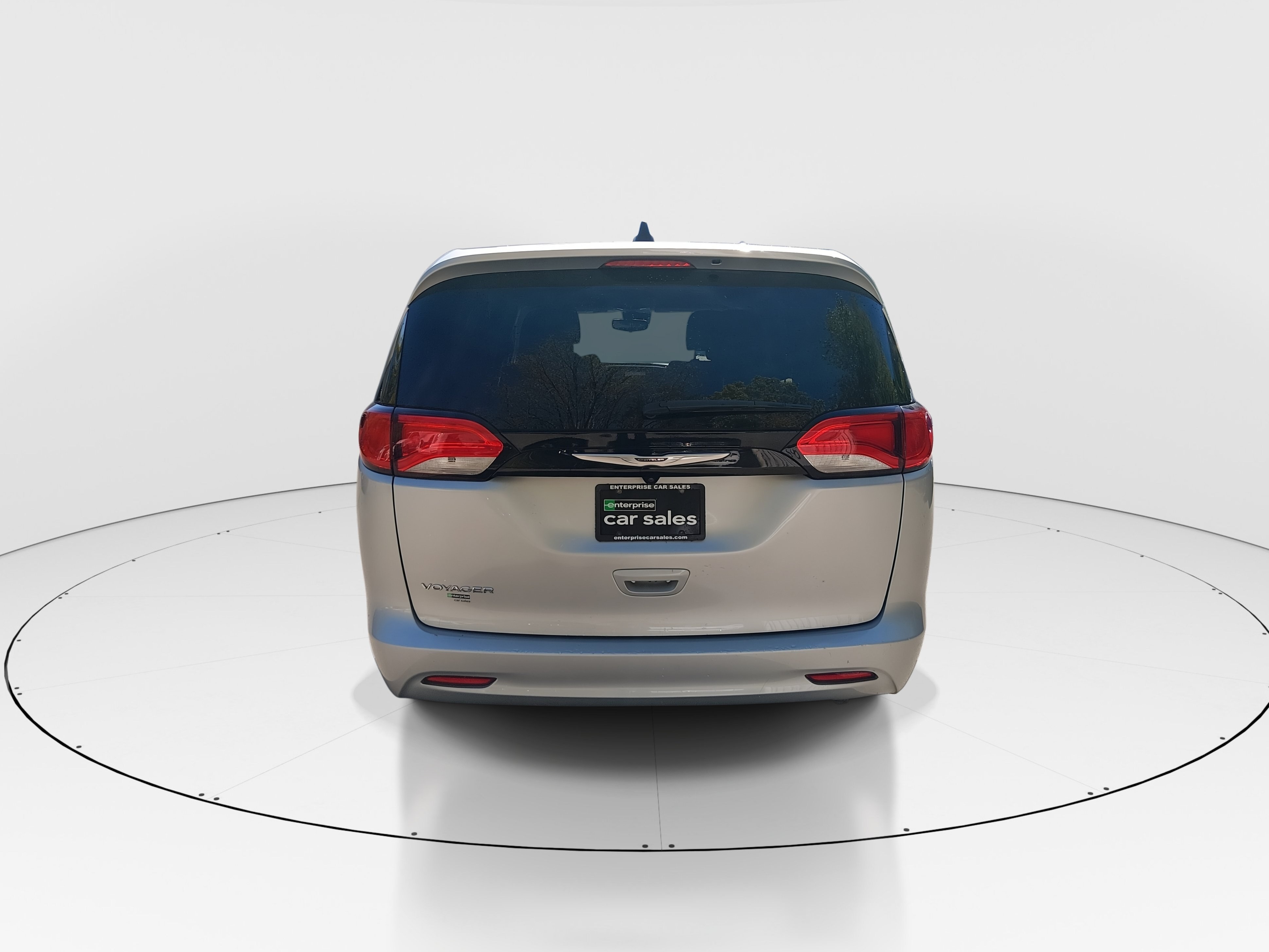 2023 Chrysler Voyager LX - Photo 6