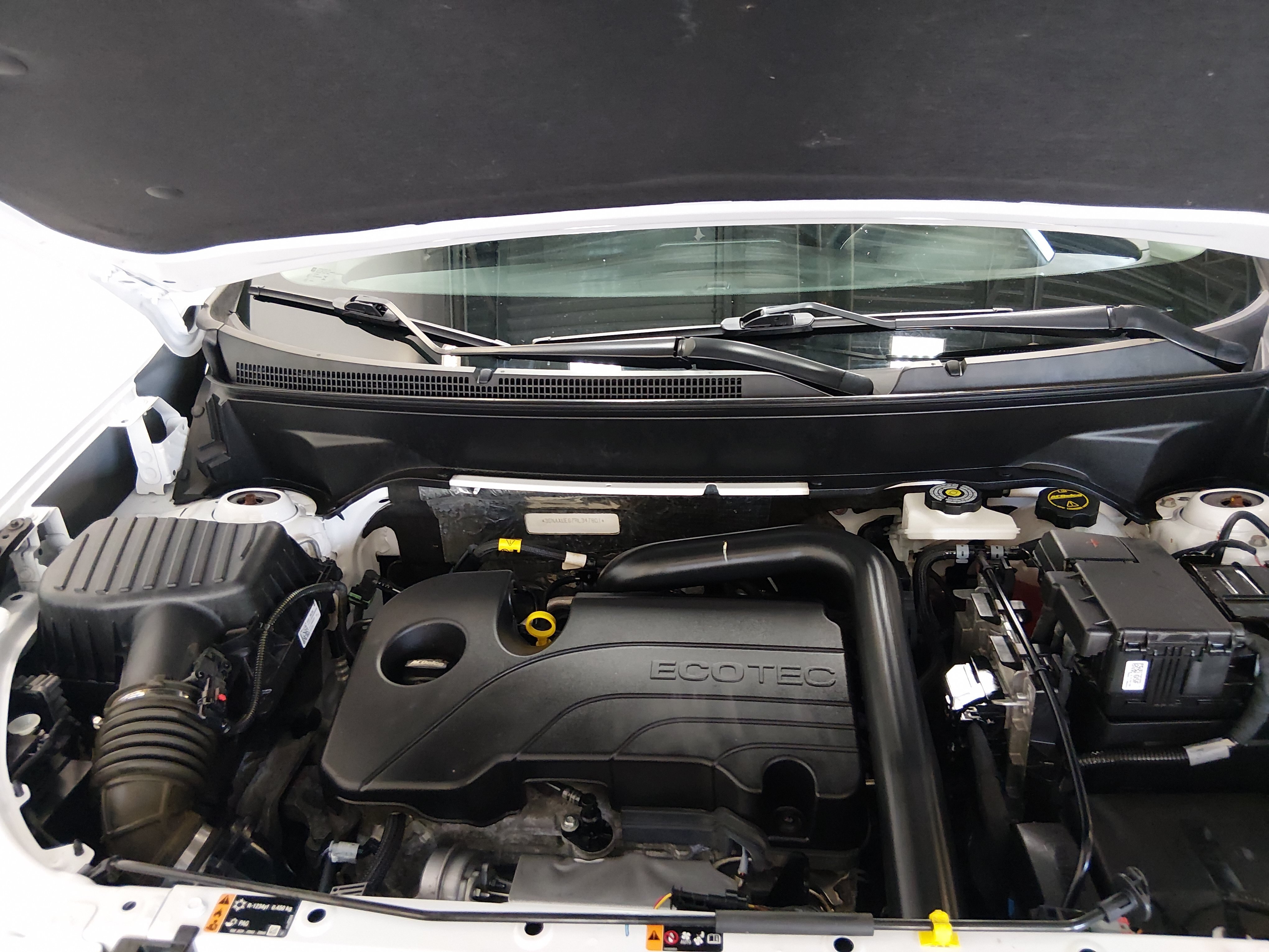 2024 Chevrolet Equinox LT - Photo 9