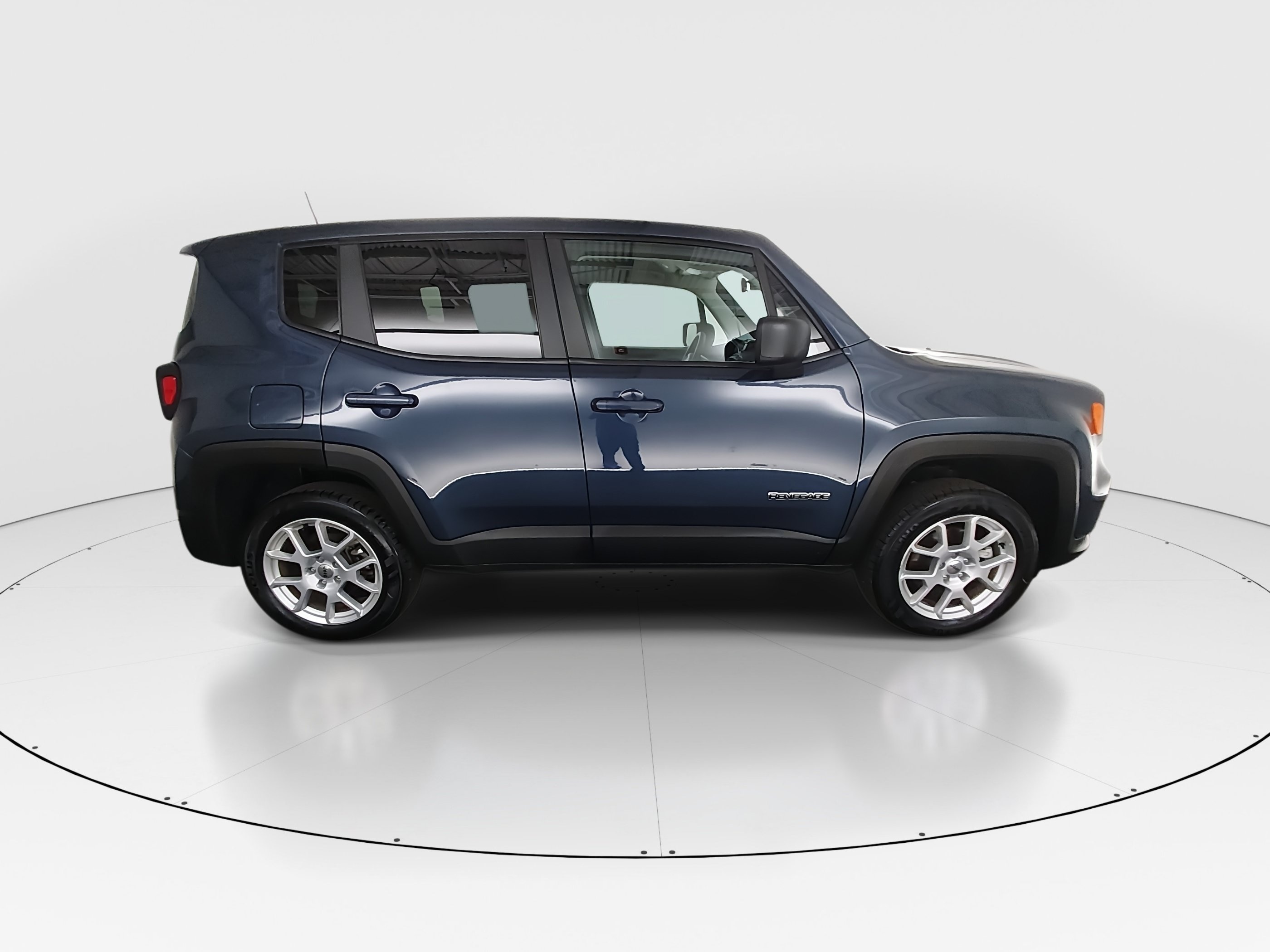 2023 Jeep Renegade Latitude - Photo 8