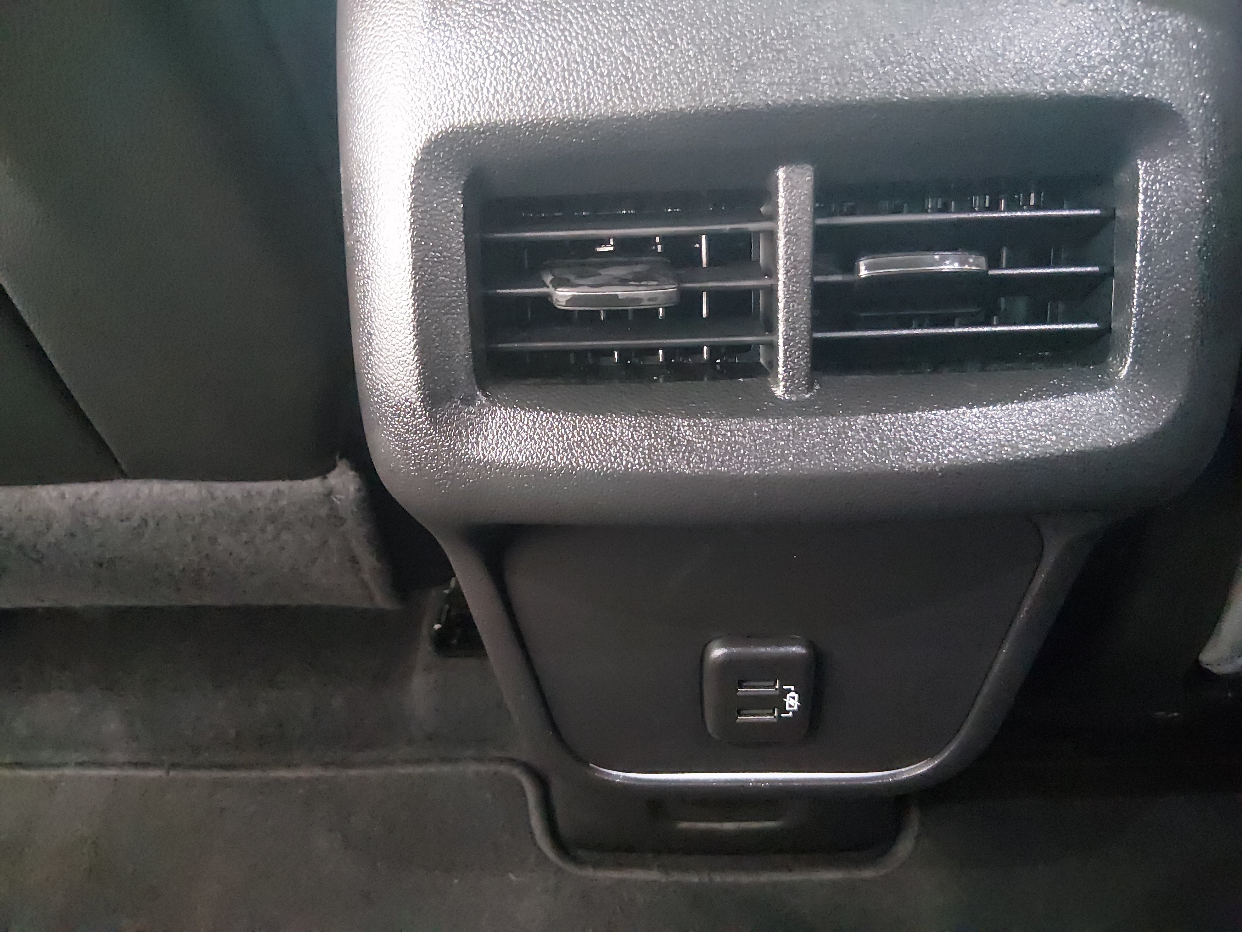 2024 GMC Terrain SLT - Photo 21