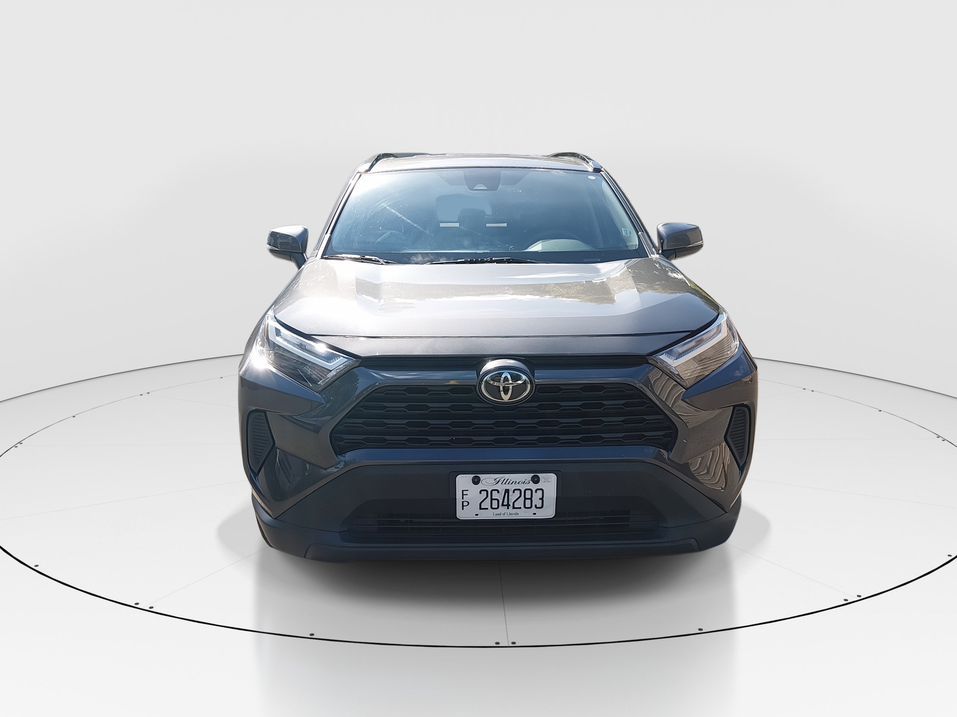 2024 Toyota RAV4 XLE - Photo 2