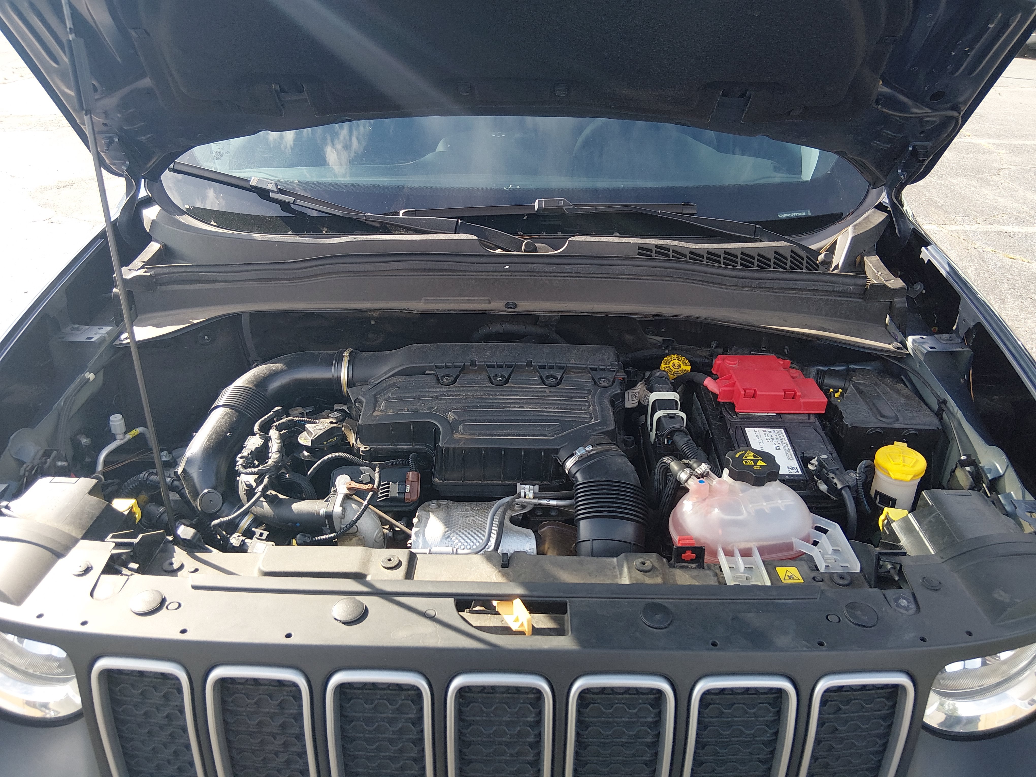 2023 Jeep Renegade Latitude - Photo 9