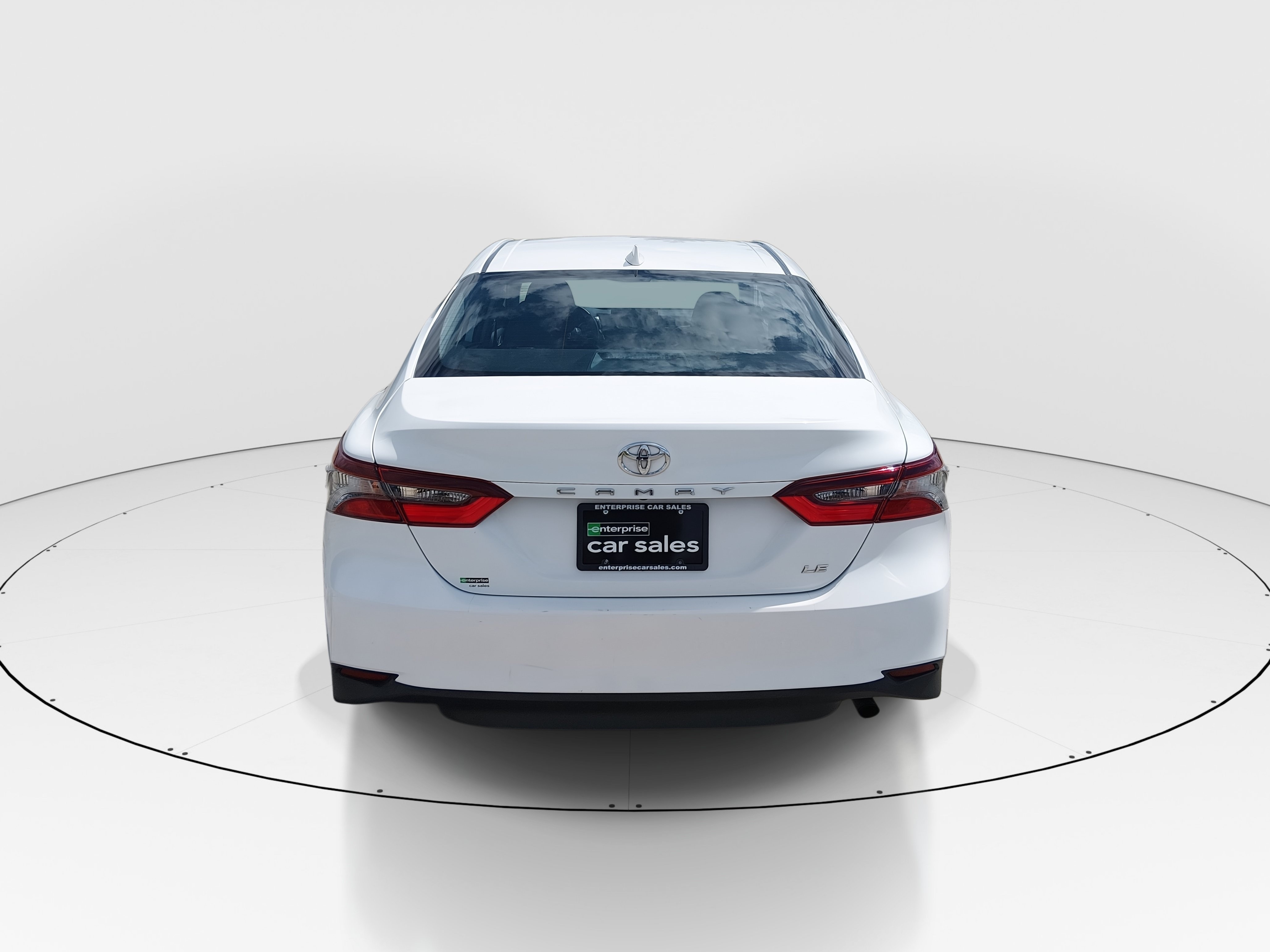 2024 Toyota Camry LE - Photo 6