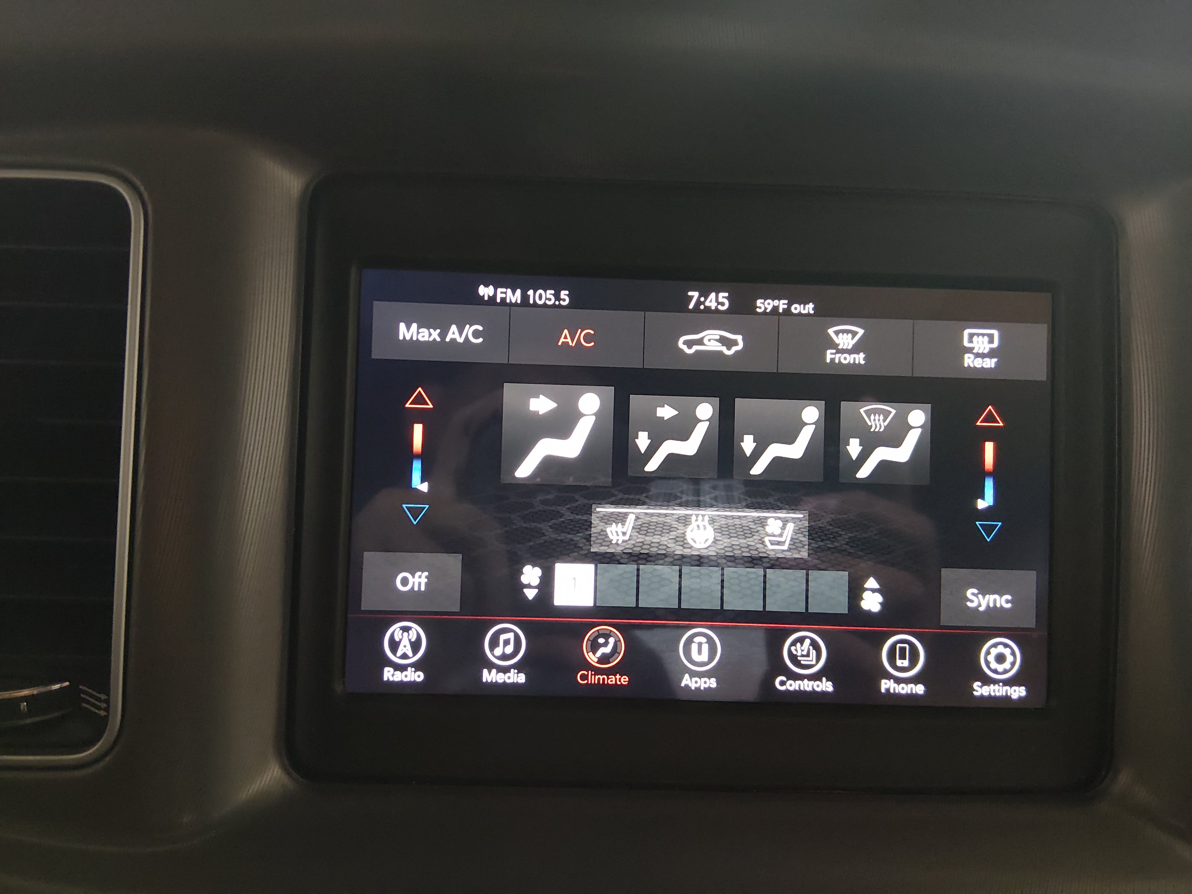 2022 Dodge Charger SXT - Photo 18