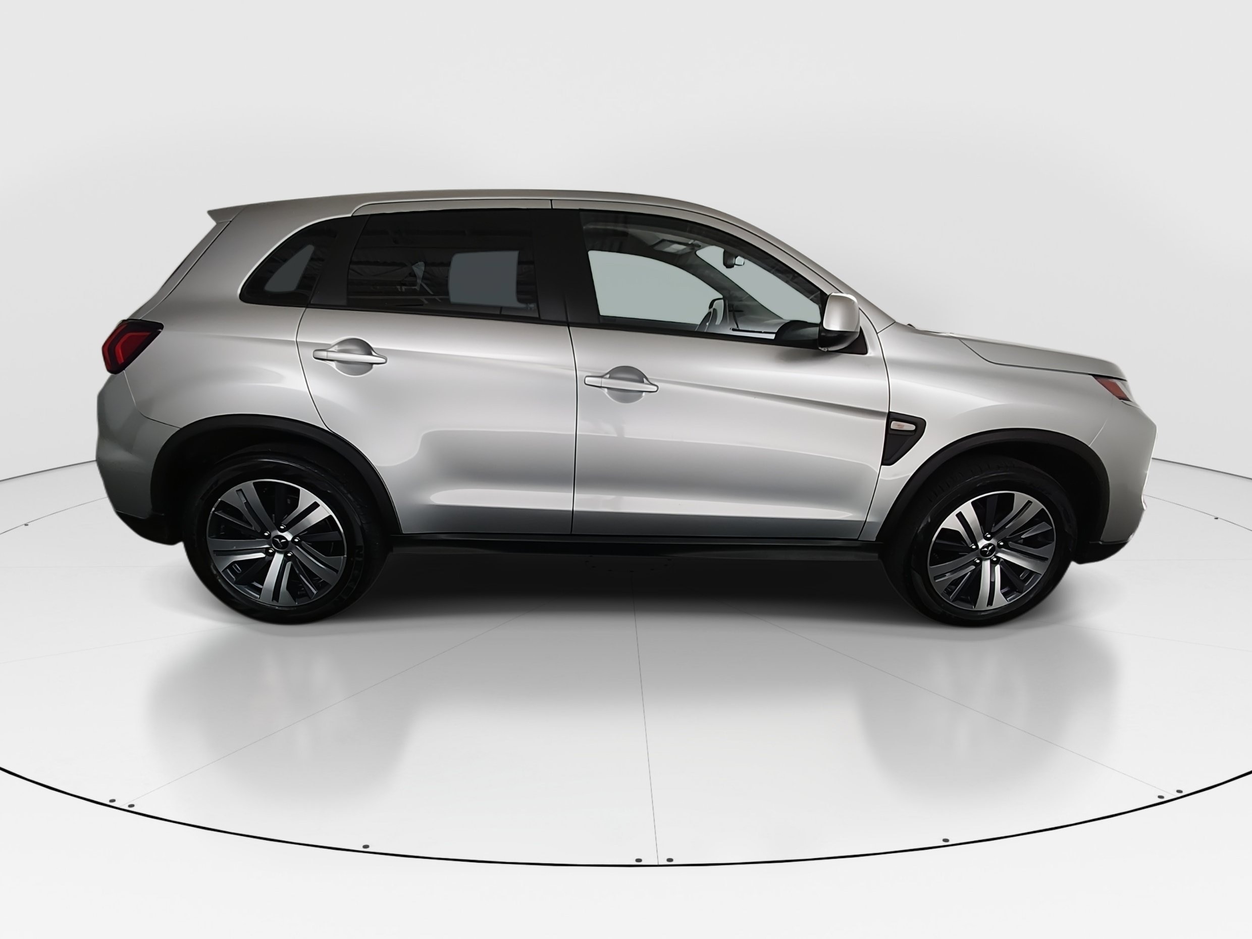 2024 Mitsubishi Outlander Sport ES - Photo 8