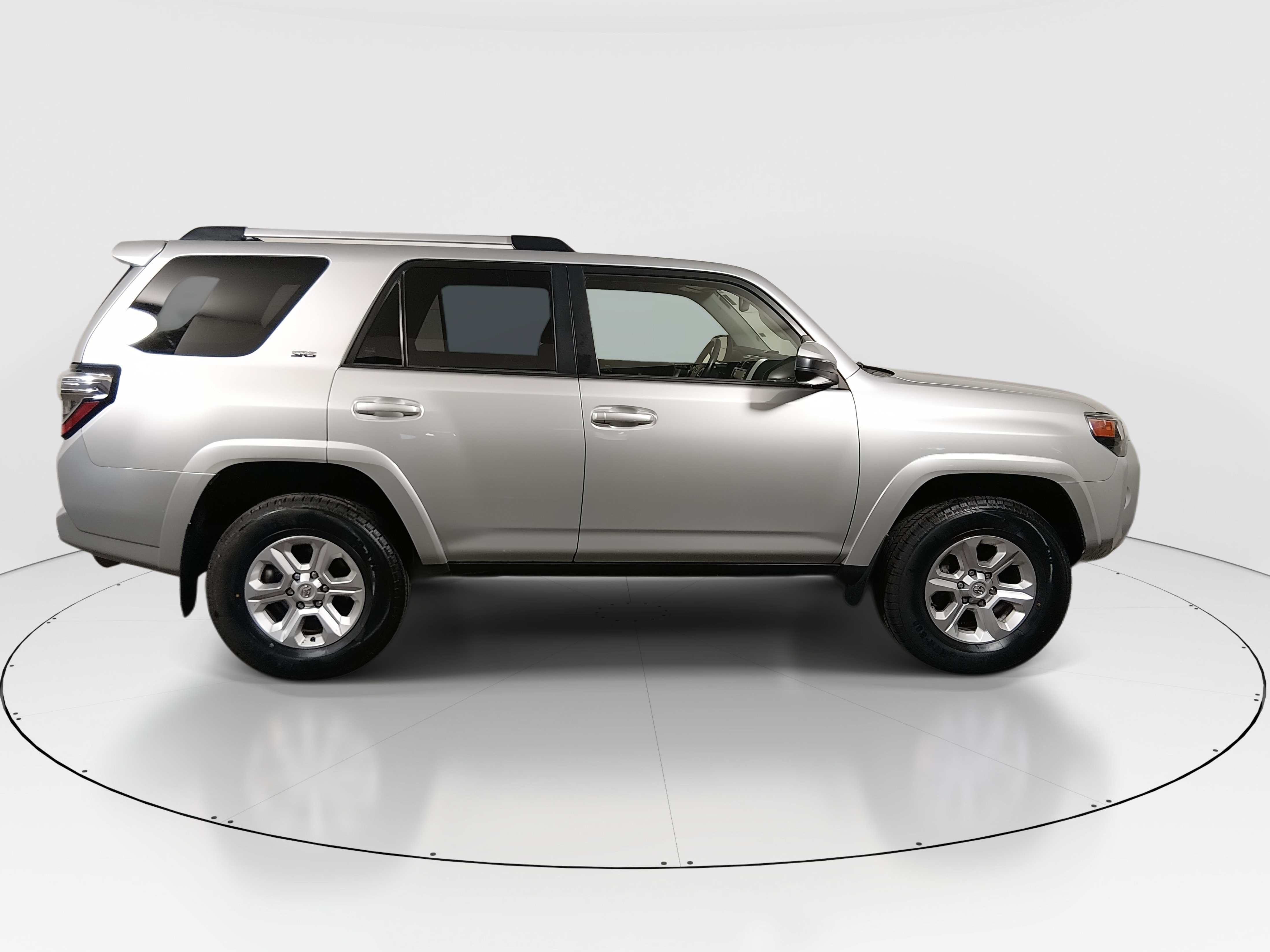 2024 Toyota 4Runner SR5 - Photo 8