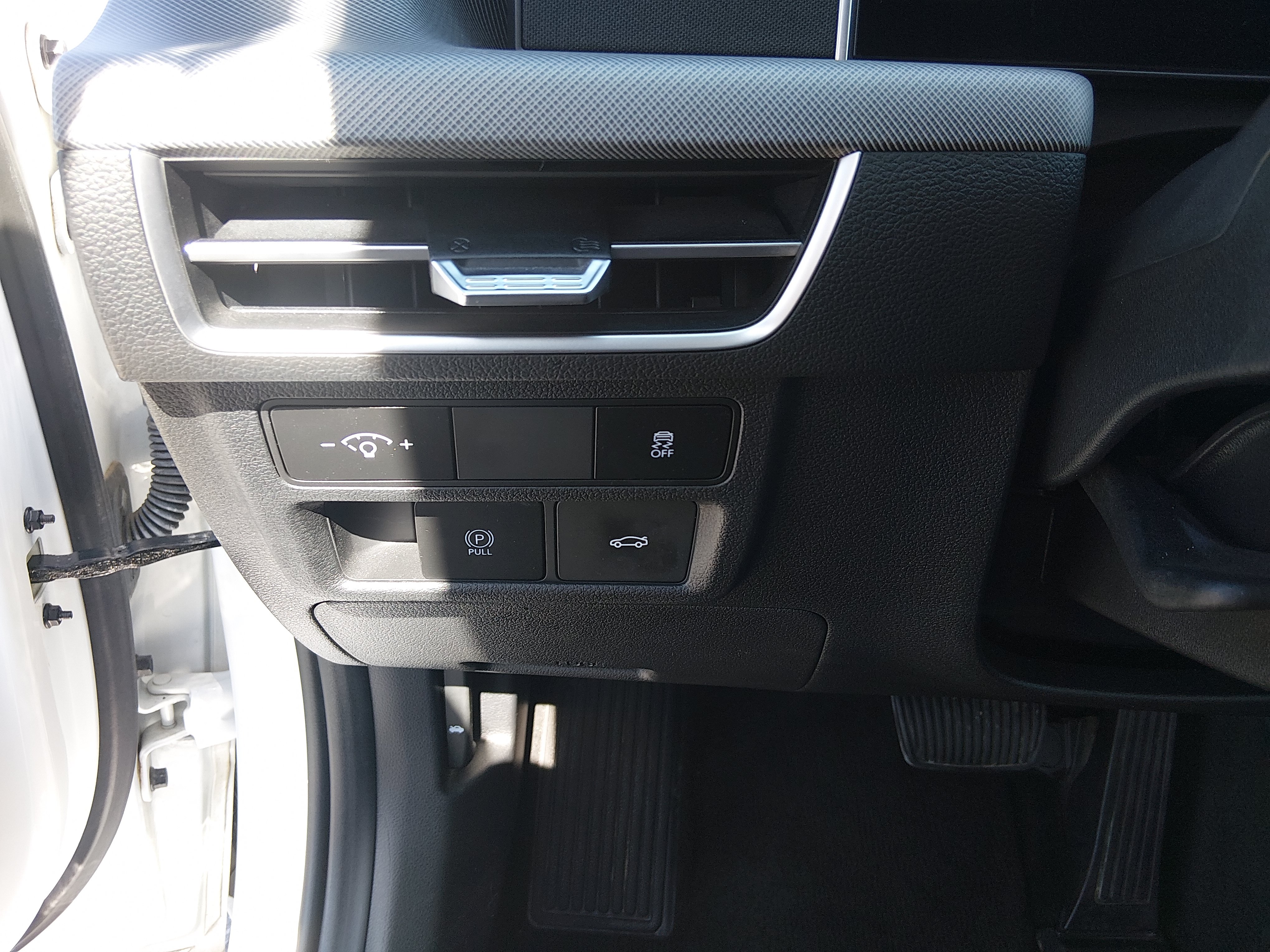 2025 Hyundai Sonata SEL - Photo 13
