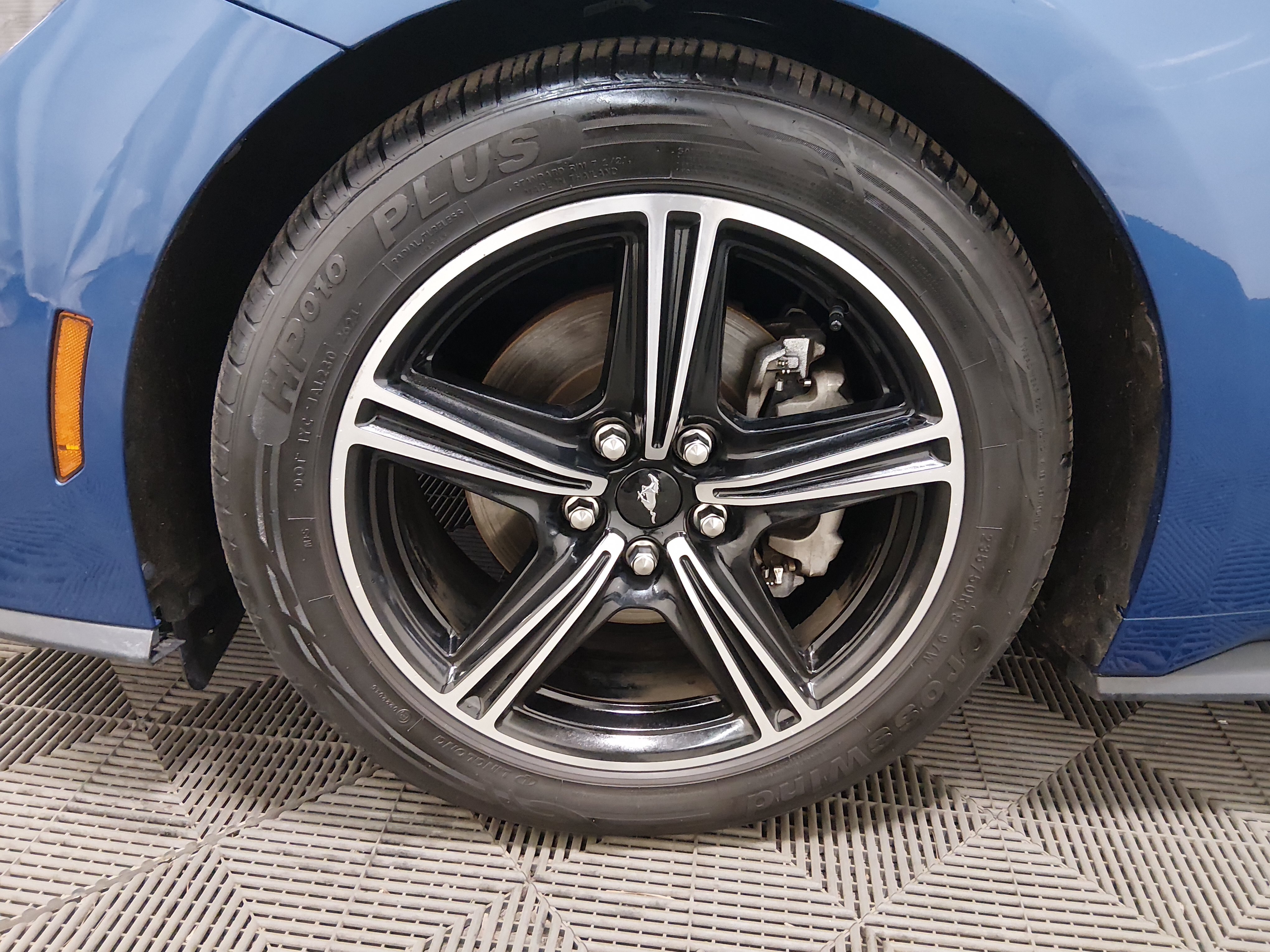 2024 Ford Mustang EcoBoost Premium - Photo 10